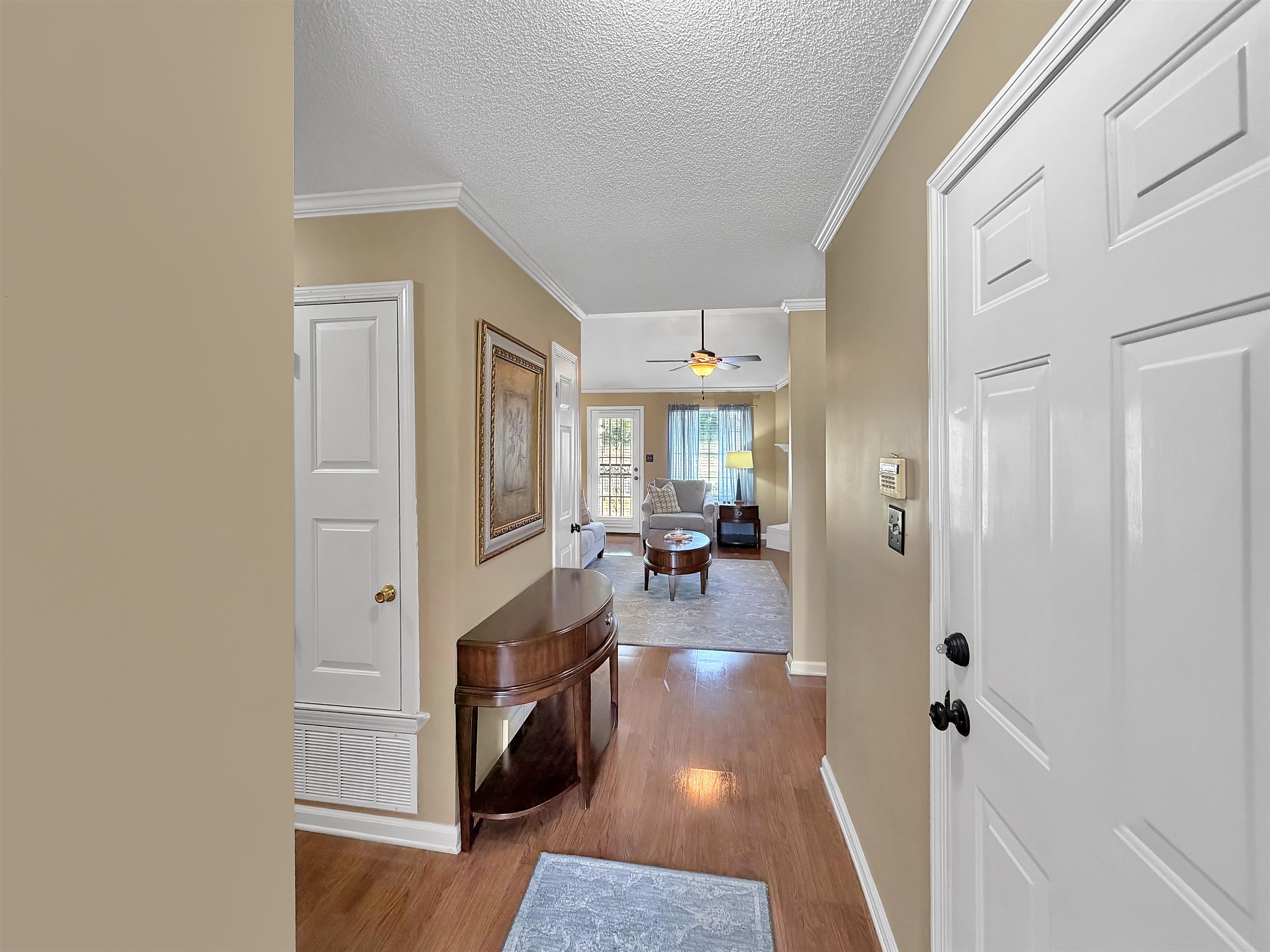 9590 Daly Dr Property Photo 4