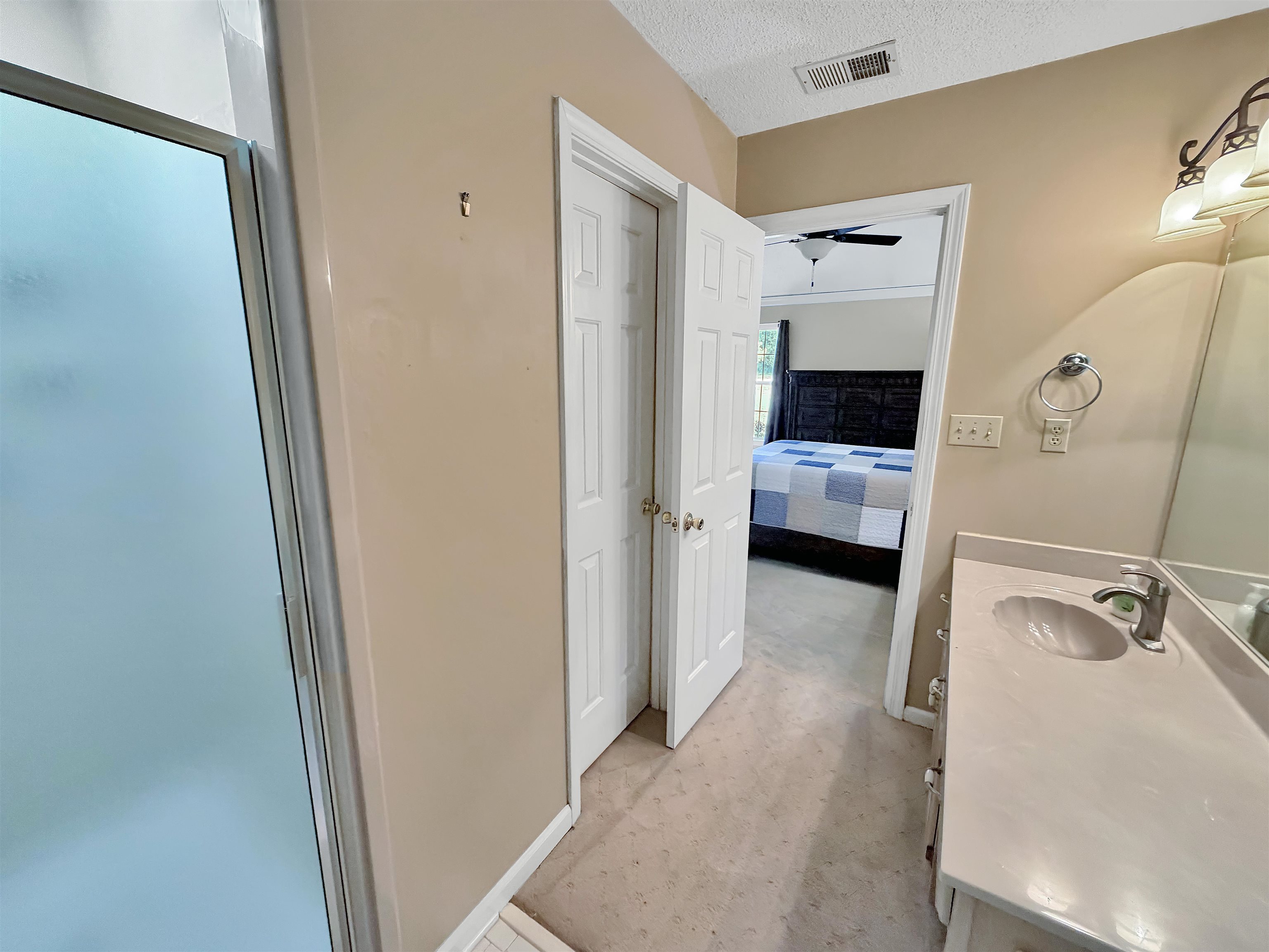 9590 Daly Dr Property Photo 20