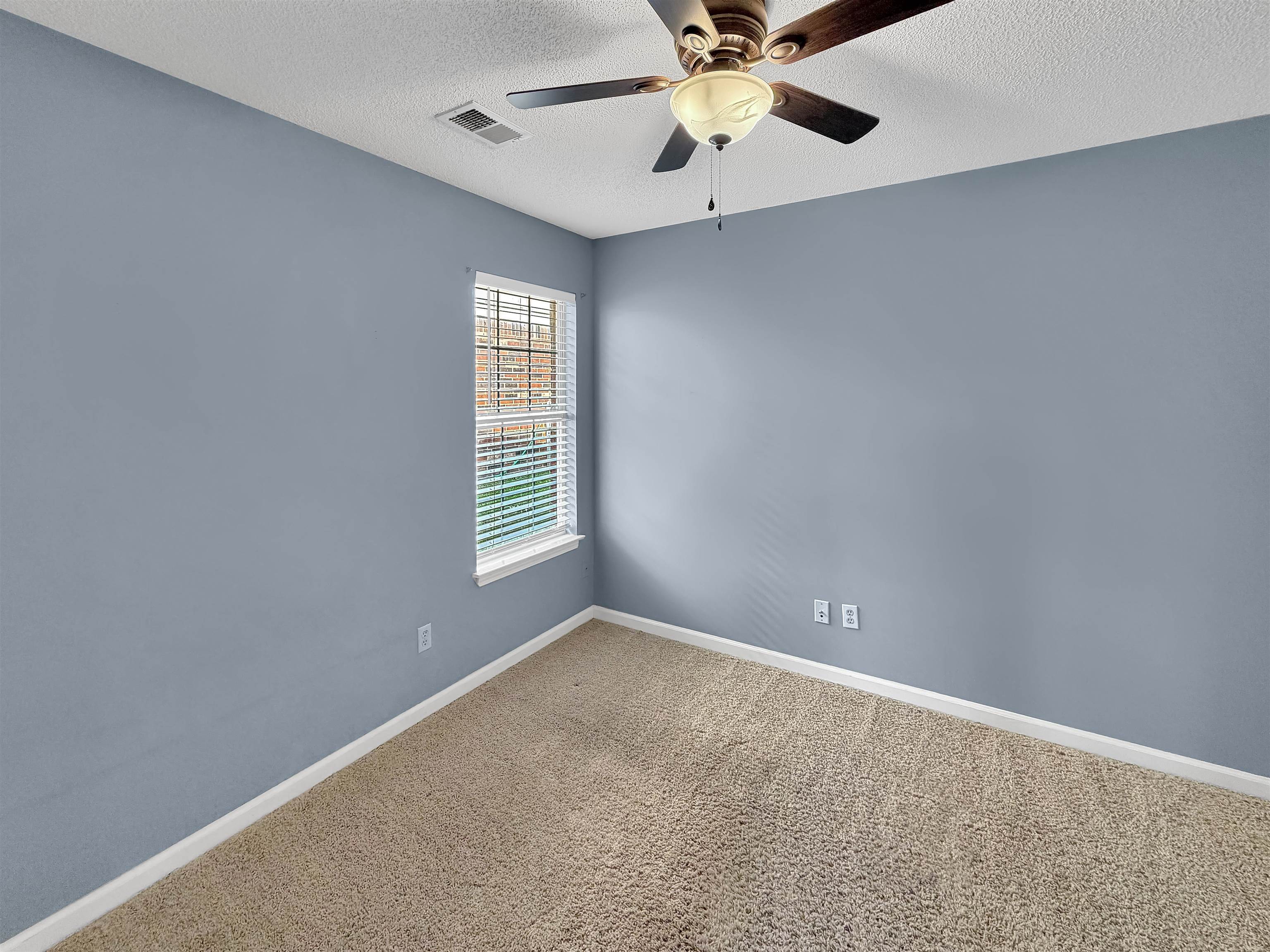 9590 Daly Dr Property Photo 26