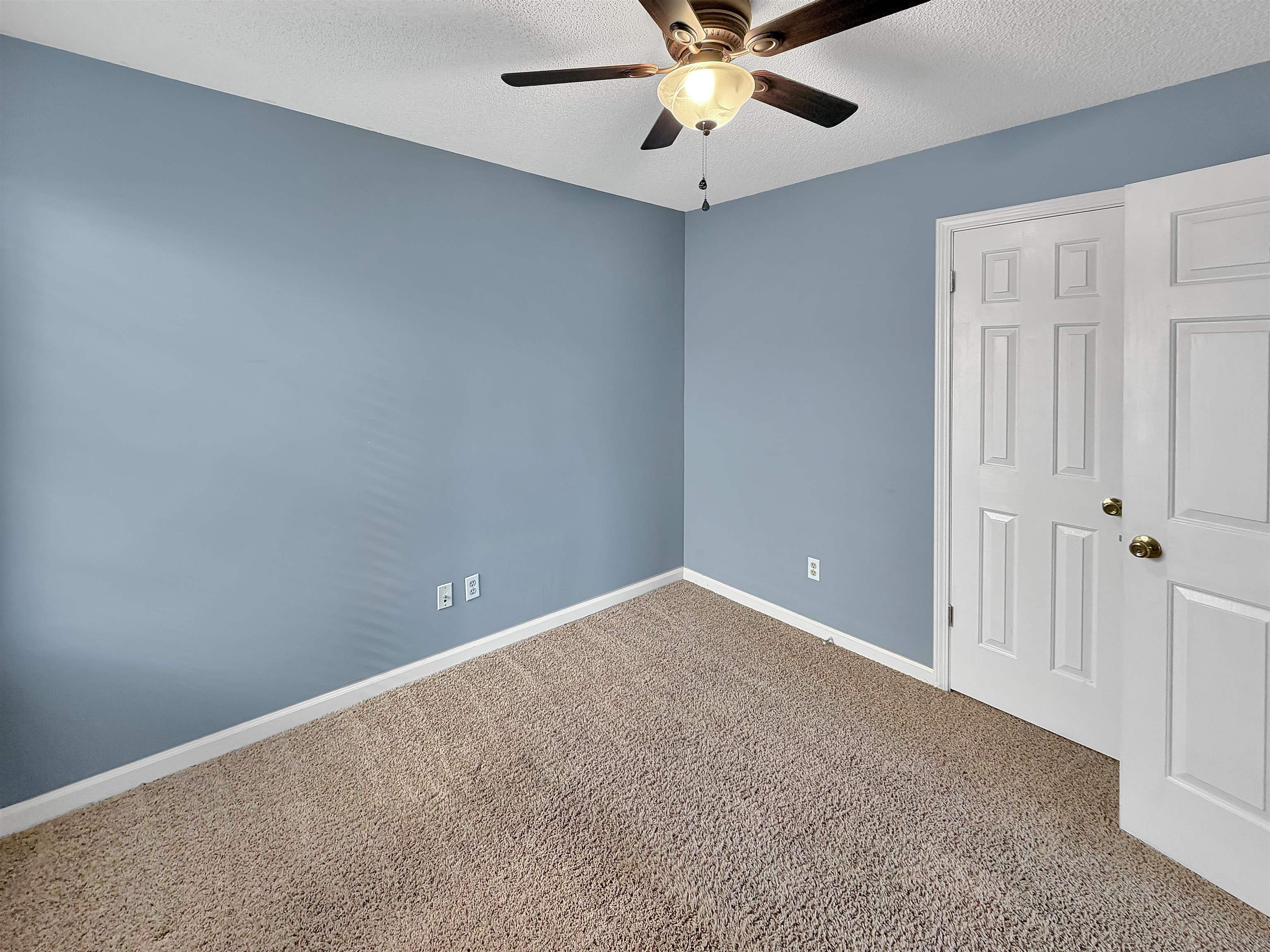 9590 Daly Dr Property Photo 27