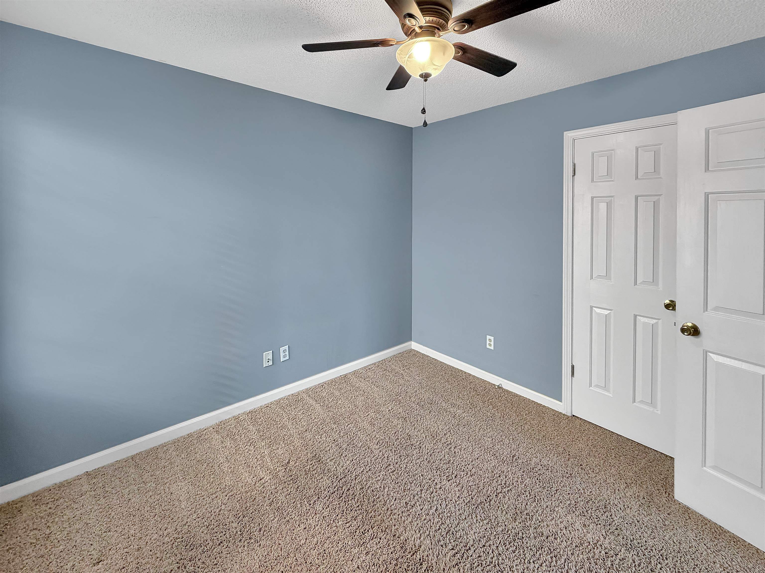 9590 Daly Dr Property Photo 29