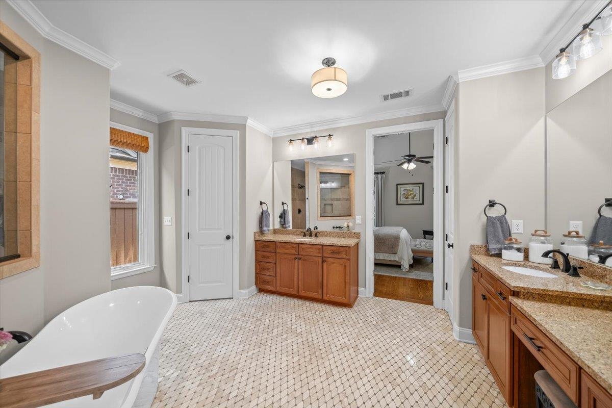 1689 De Haig Ln Property Photo 16