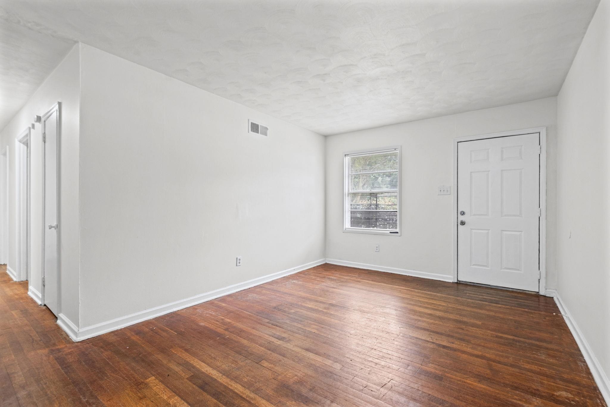 3504 Obion St Property Photo 4