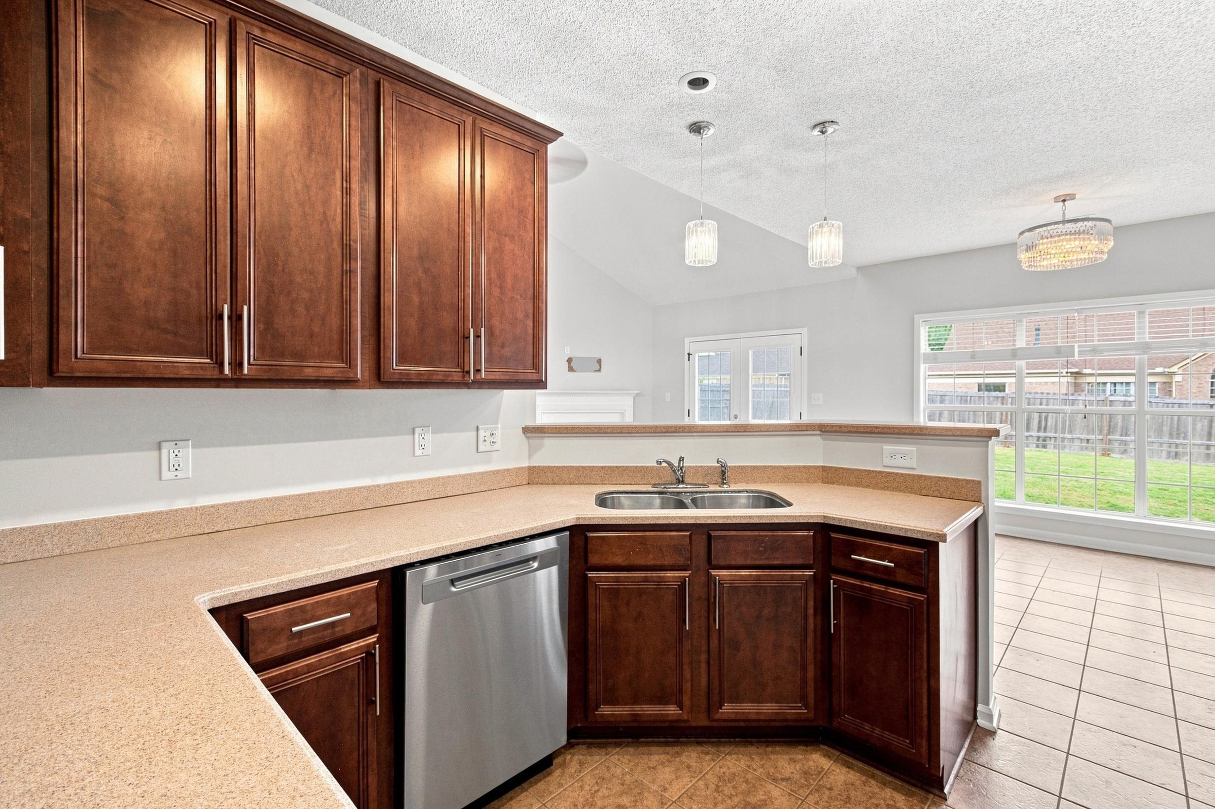 1472 Pemberton Ln Property Photo 12