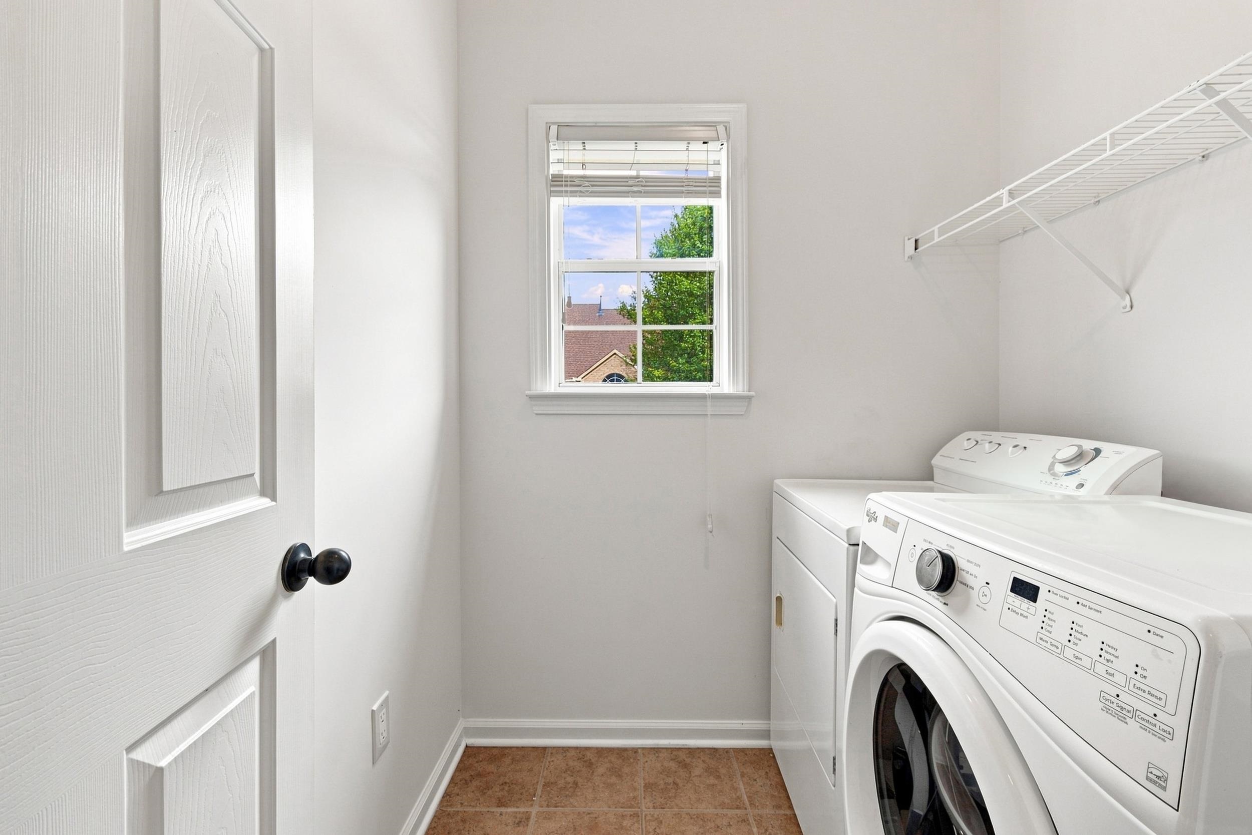 1472 Pemberton Ln Property Photo 17