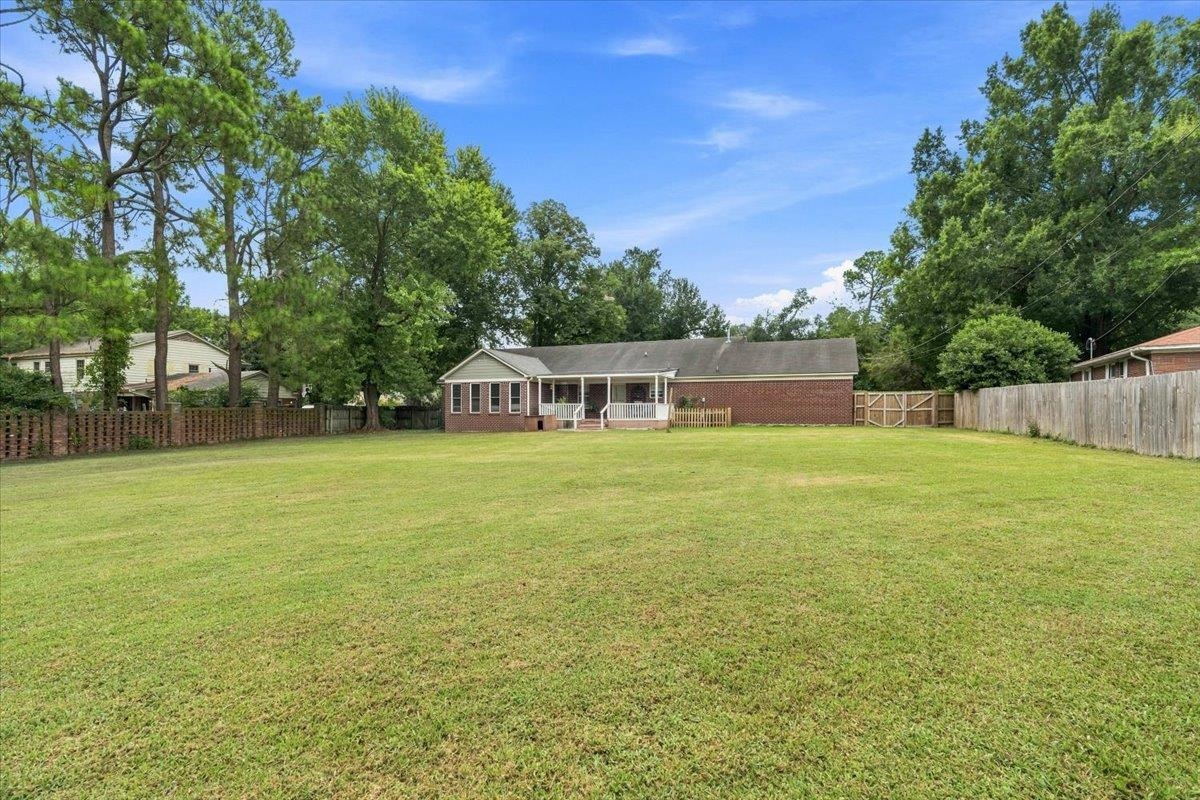 4760 Hallbrook Dr Property Photo 17
