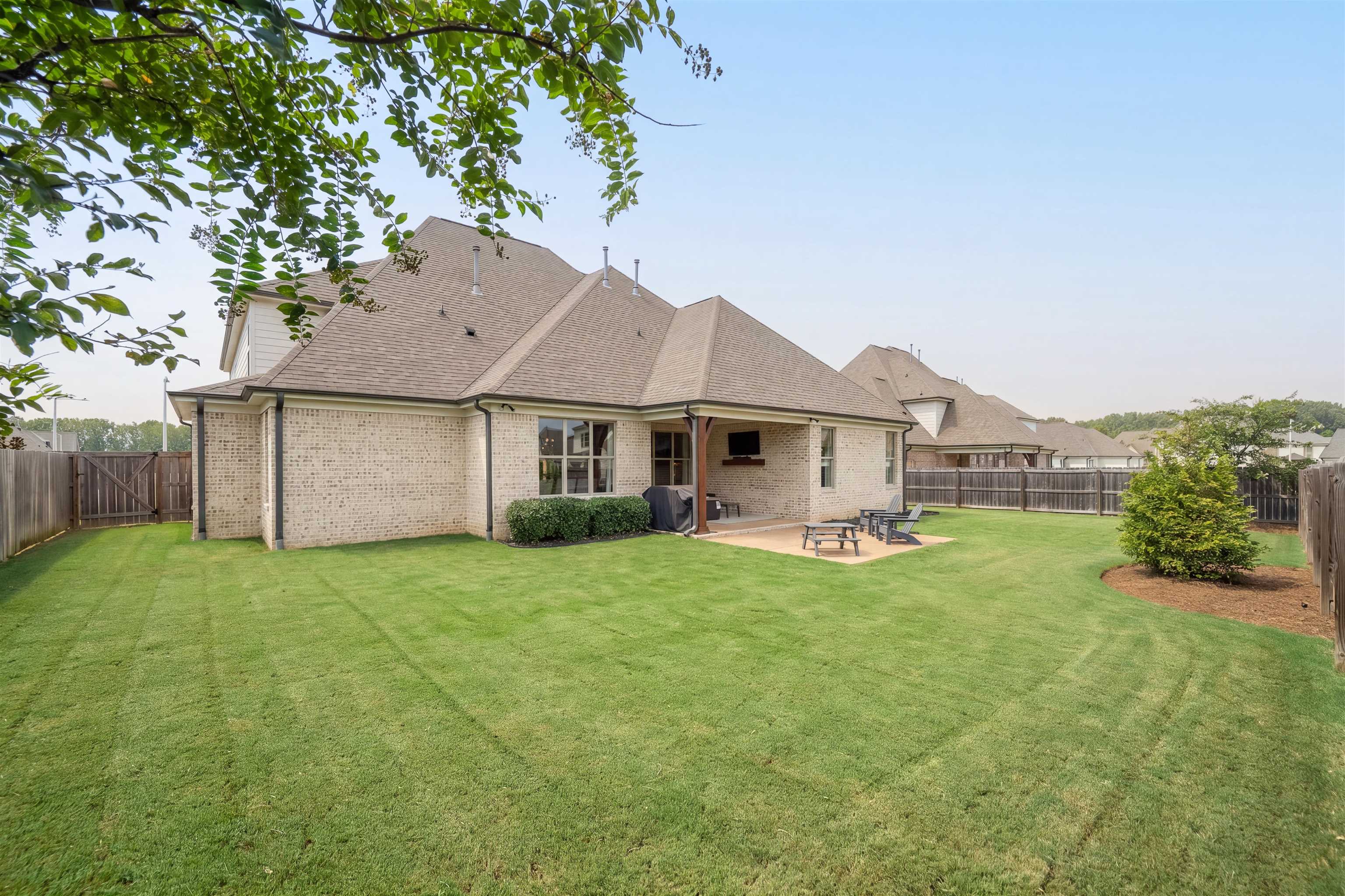 684 Cypress View Cir W Property Photo 37