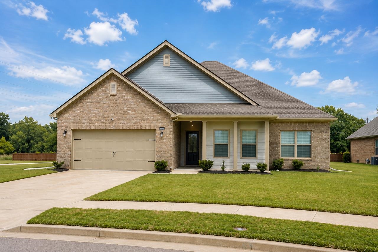 7404 Barrett Oaks Cv Property Photo 2