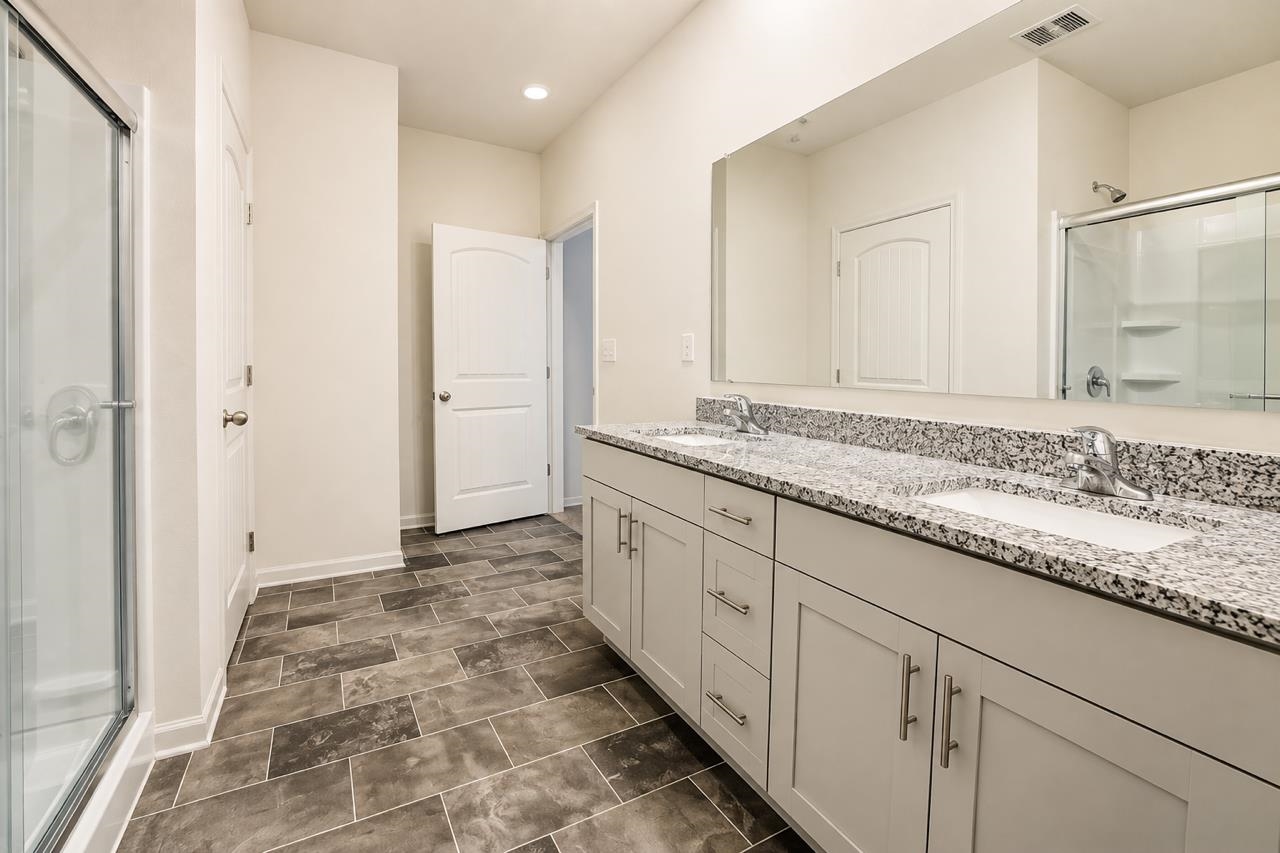 7404 Barrett Oaks Cv Property Photo 14