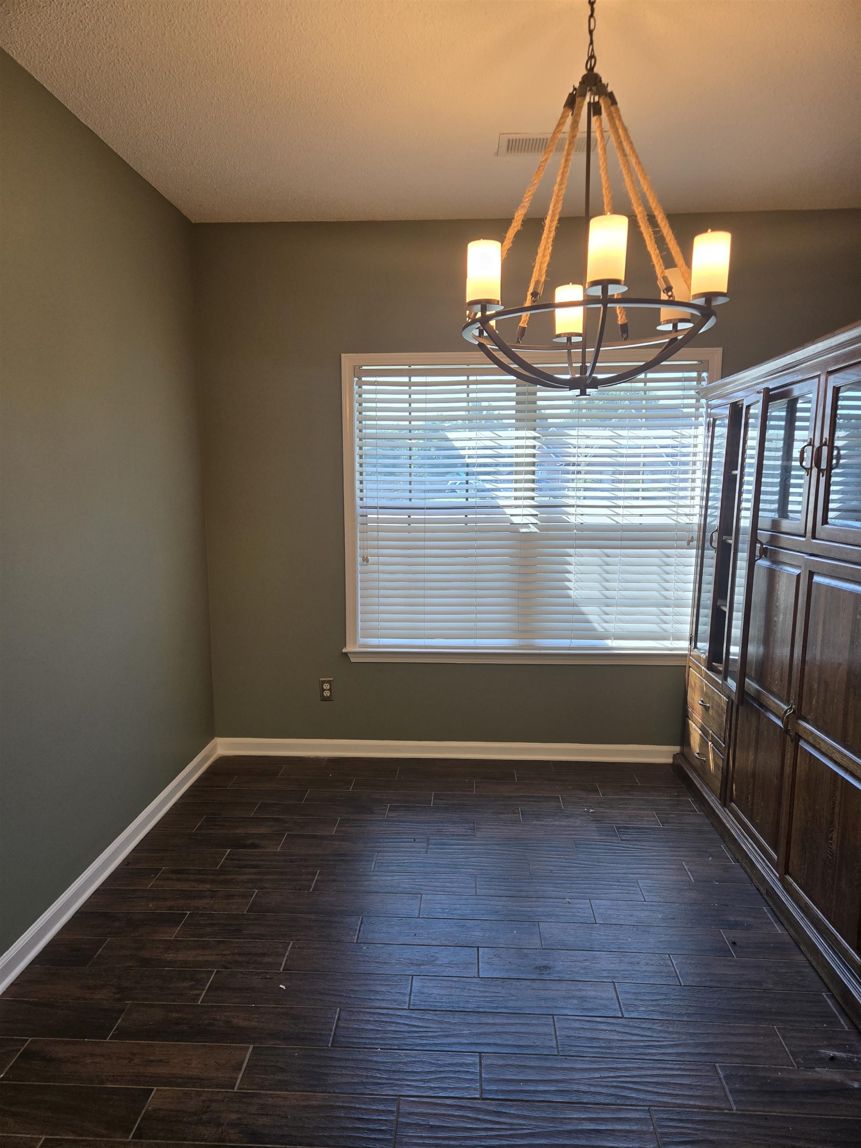 6573 Logwood Cv Property Photo 3