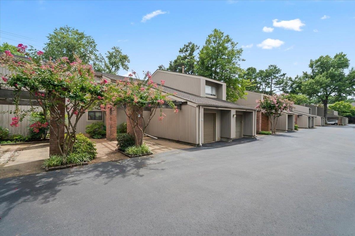 4787 Towering Oaks Dr 803 Property Photo 1
