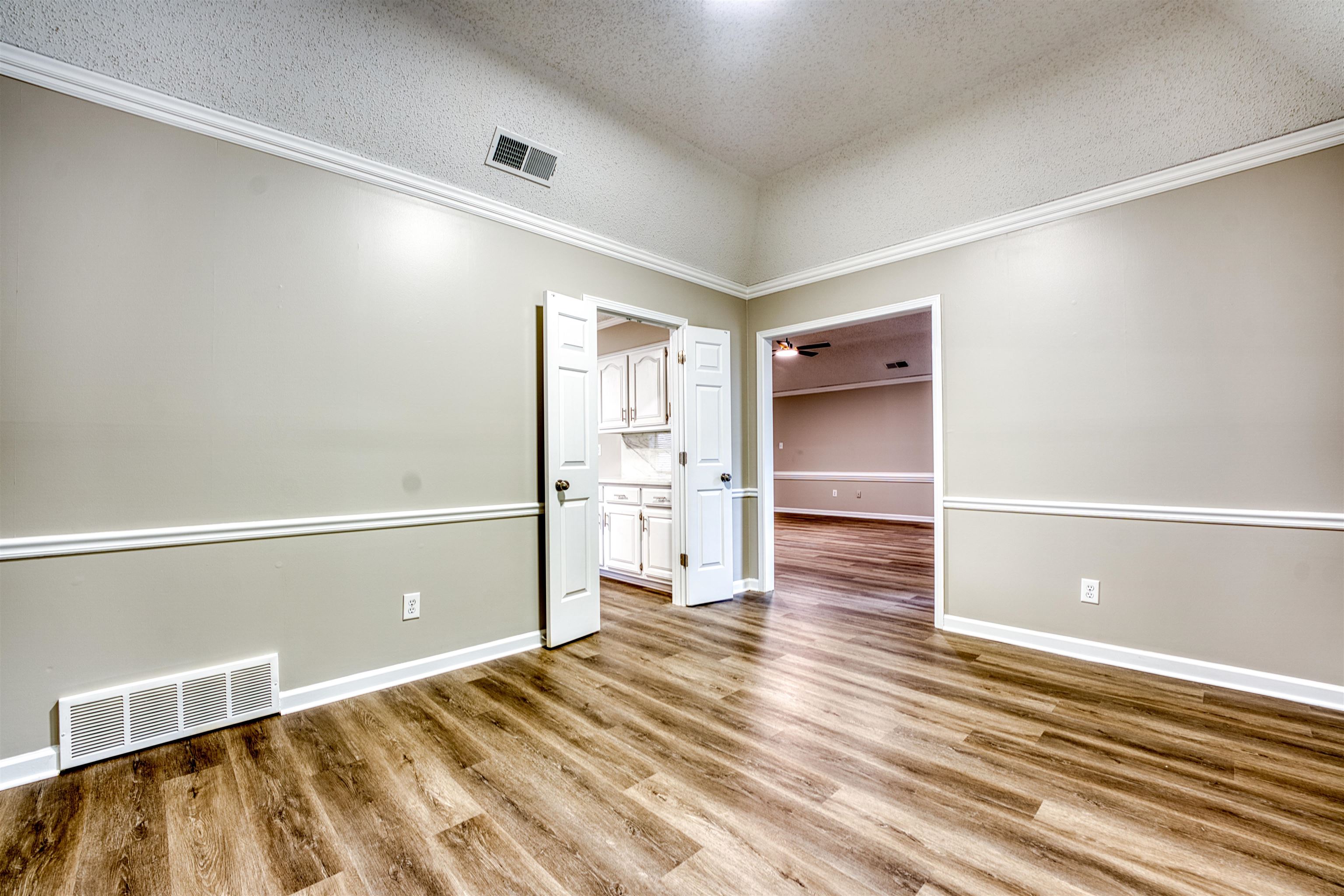 8747 Grandbury Pl Property Photo 14