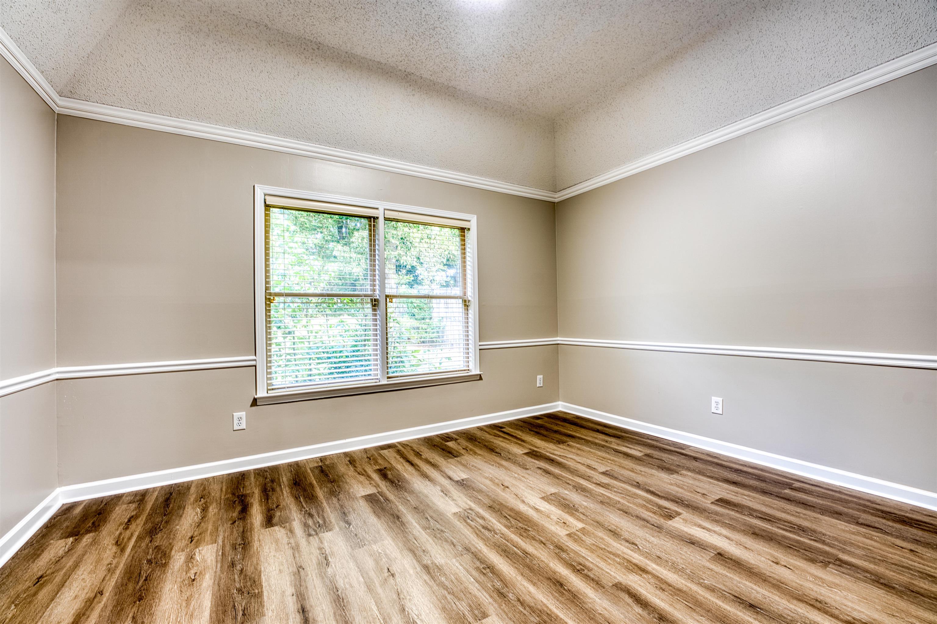 8747 Grandbury Pl Property Photo 16