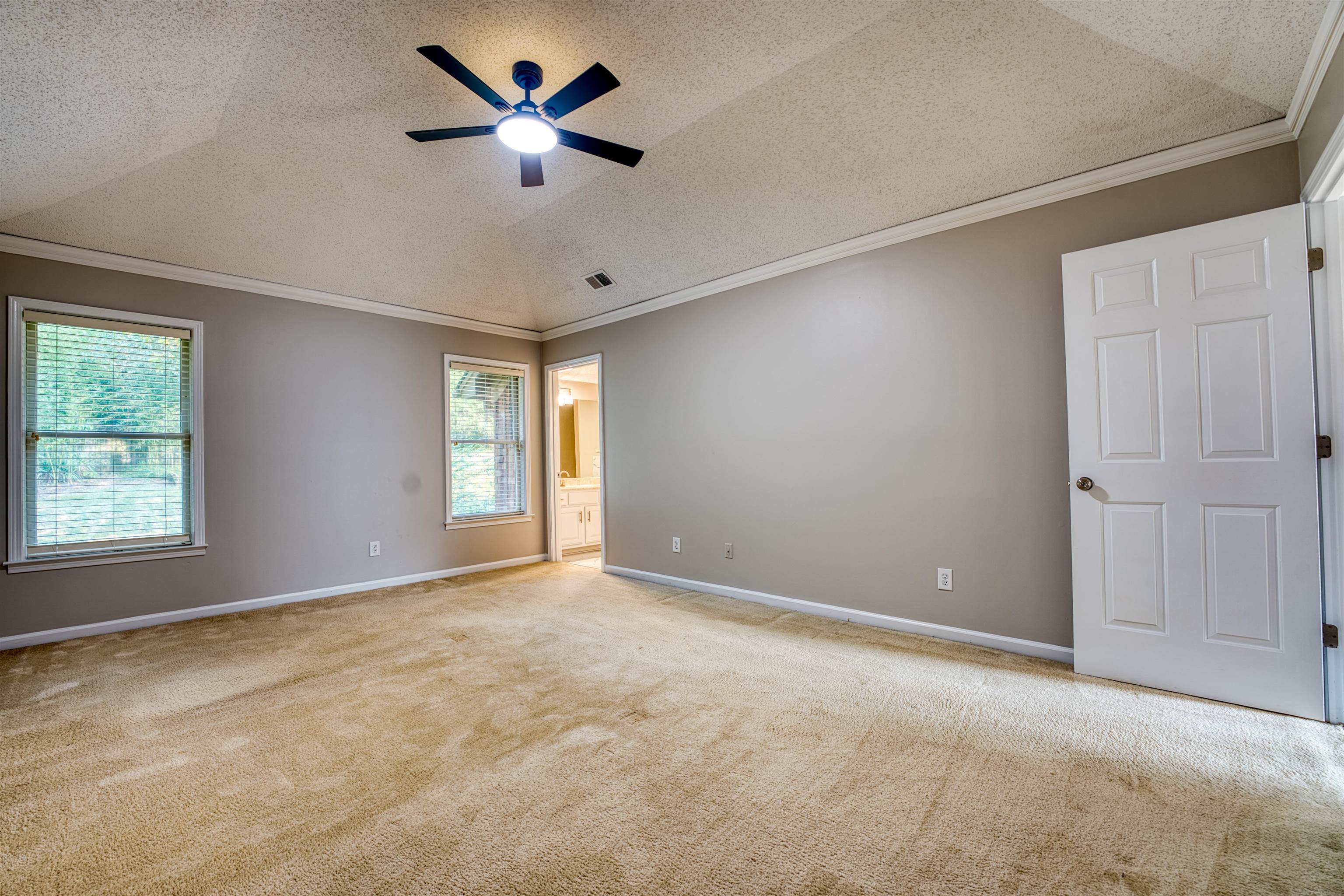 8747 Grandbury Pl Property Photo 17