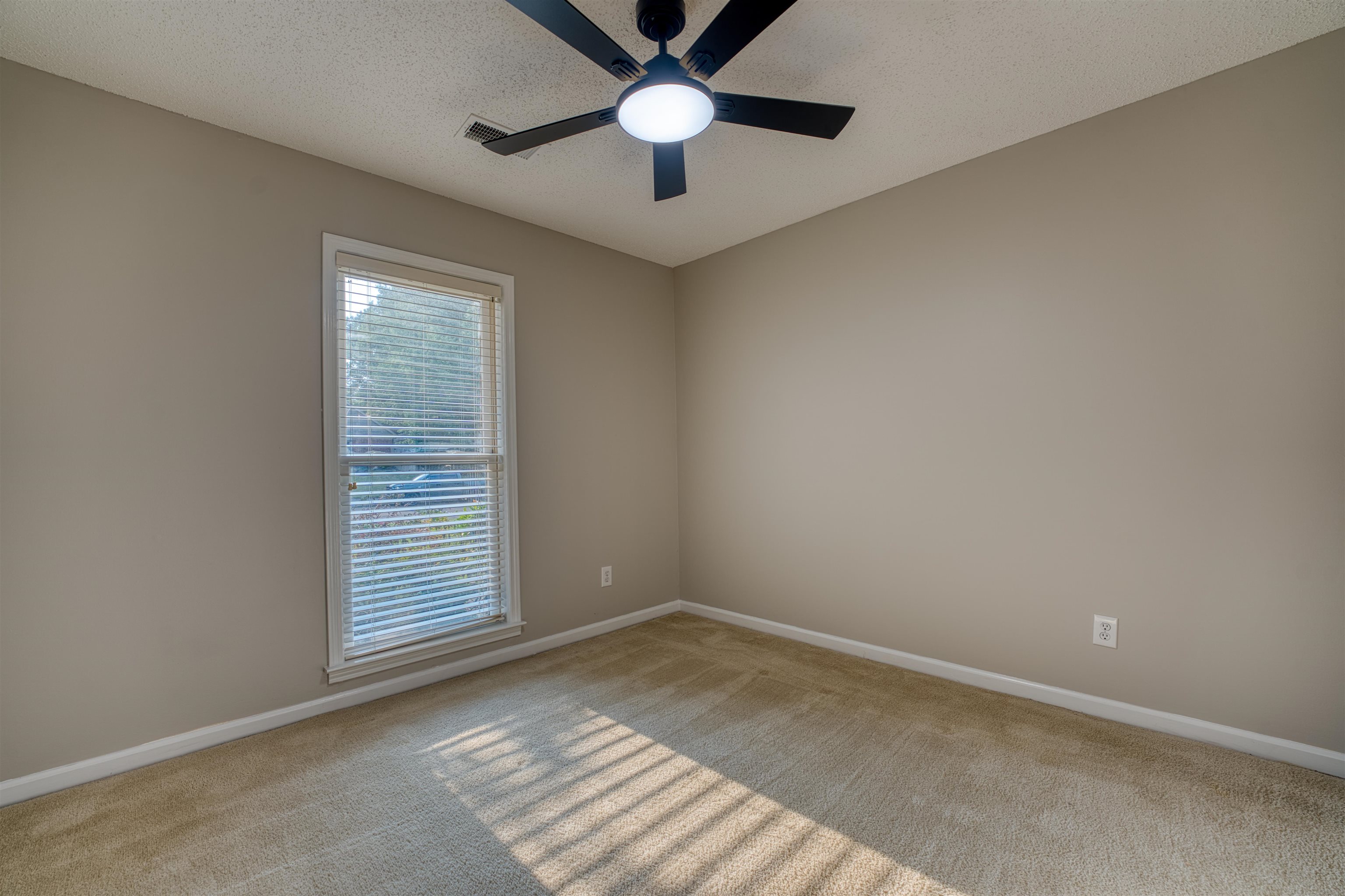 8747 Grandbury Pl Property Photo 26