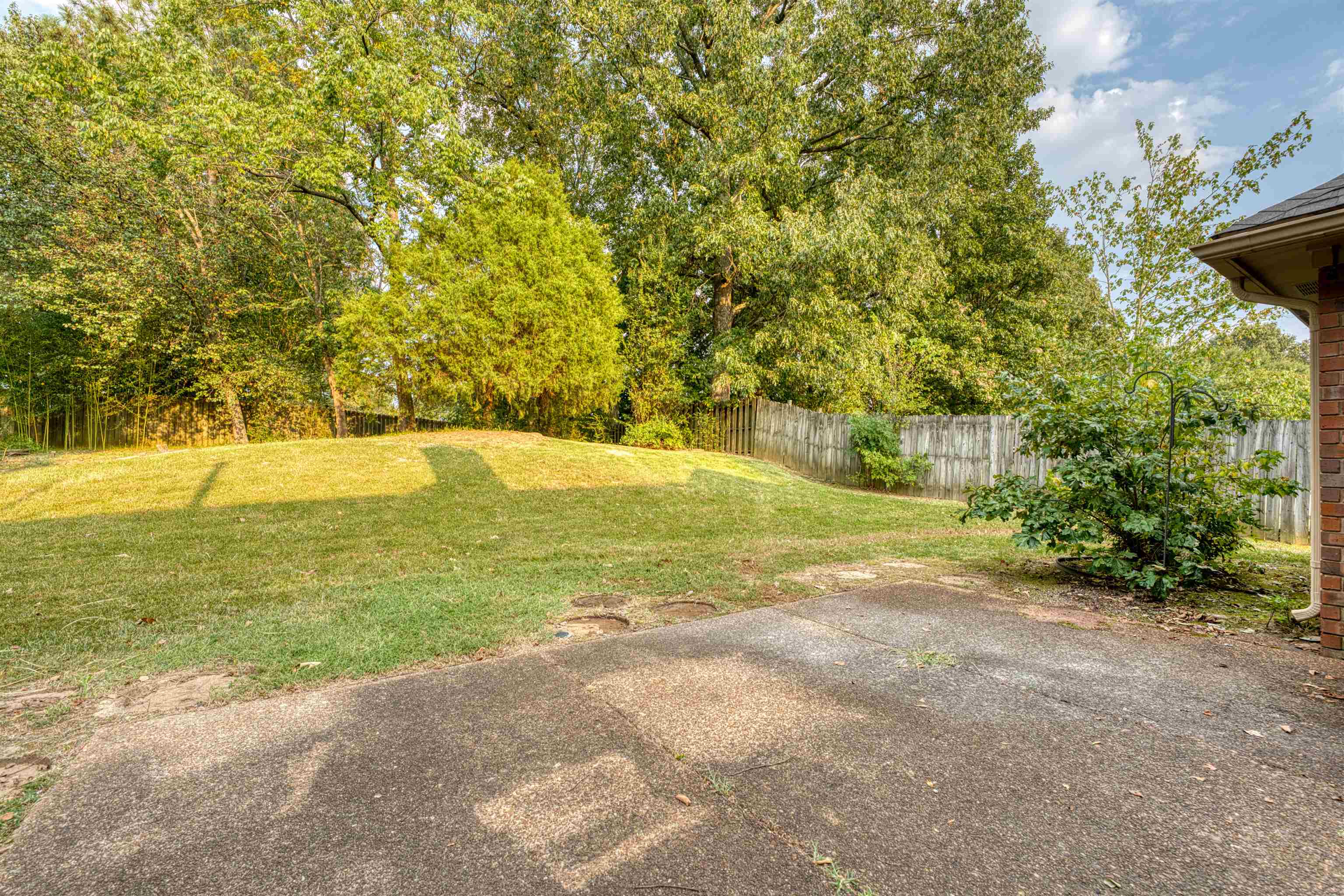 8747 Grandbury Pl Property Photo 32
