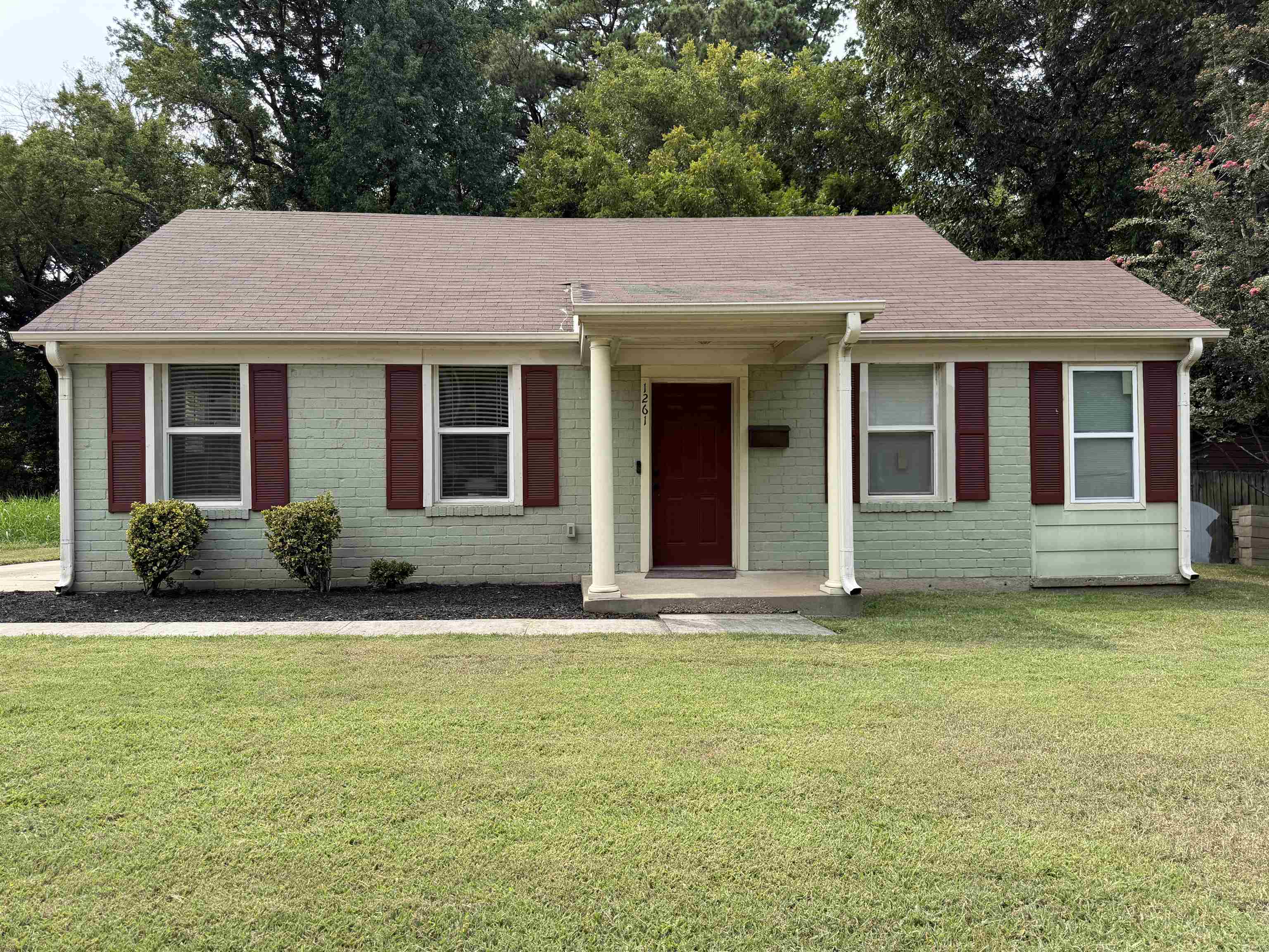 1261 Prescott Rd Property Photo 2