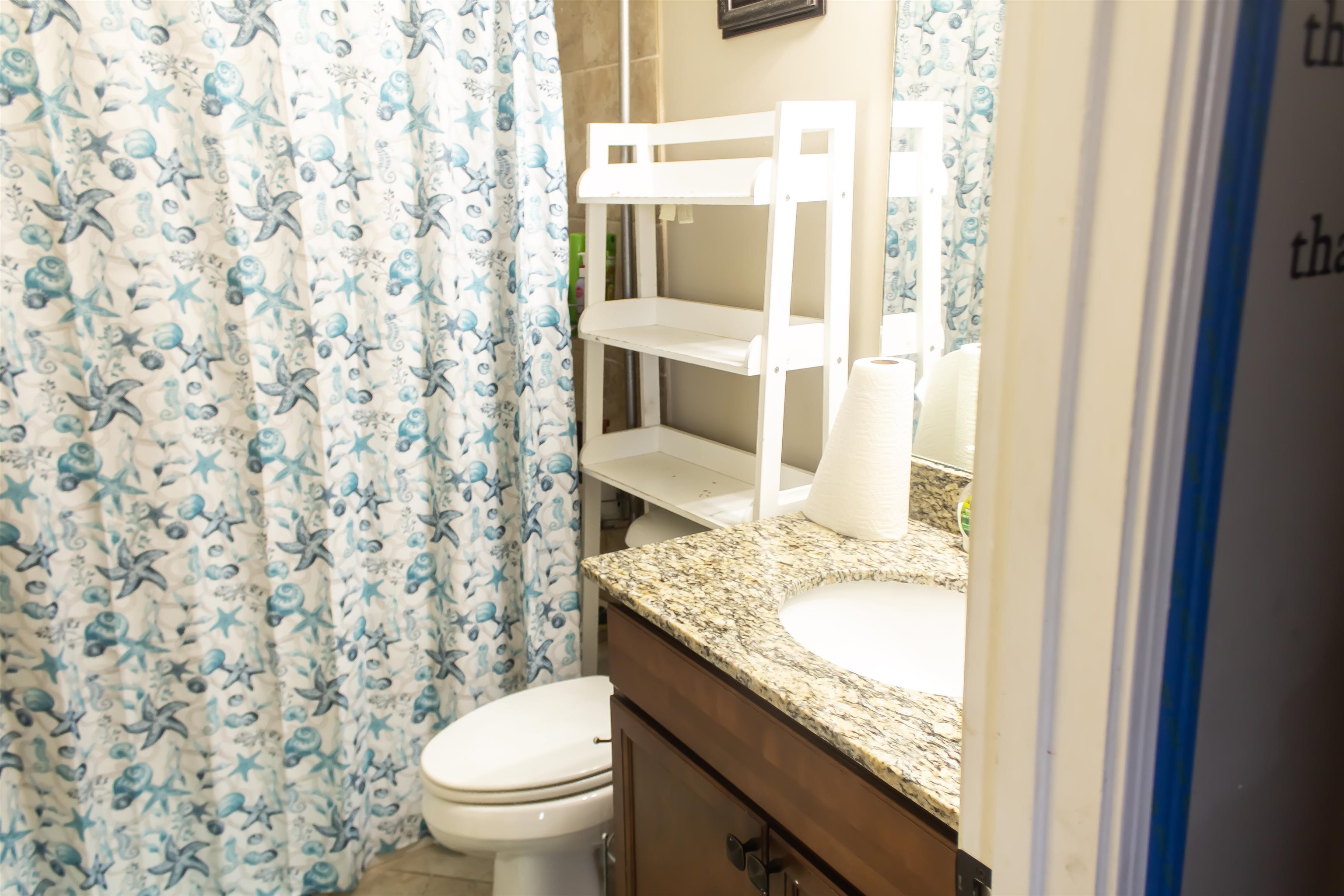 7665 Shadowcrest Cv Property Photo 8