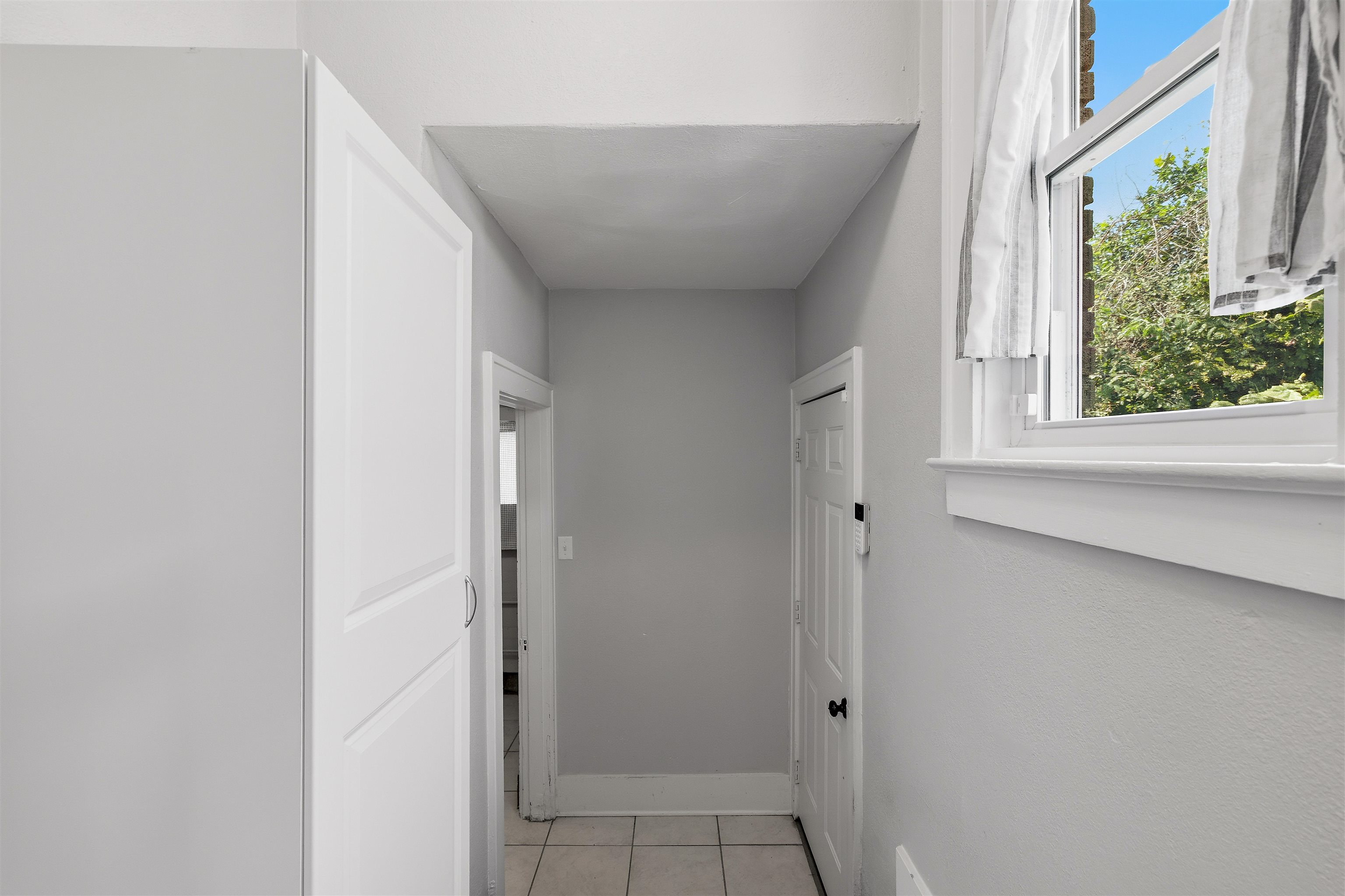 883 Evergreen St Property Photo 18