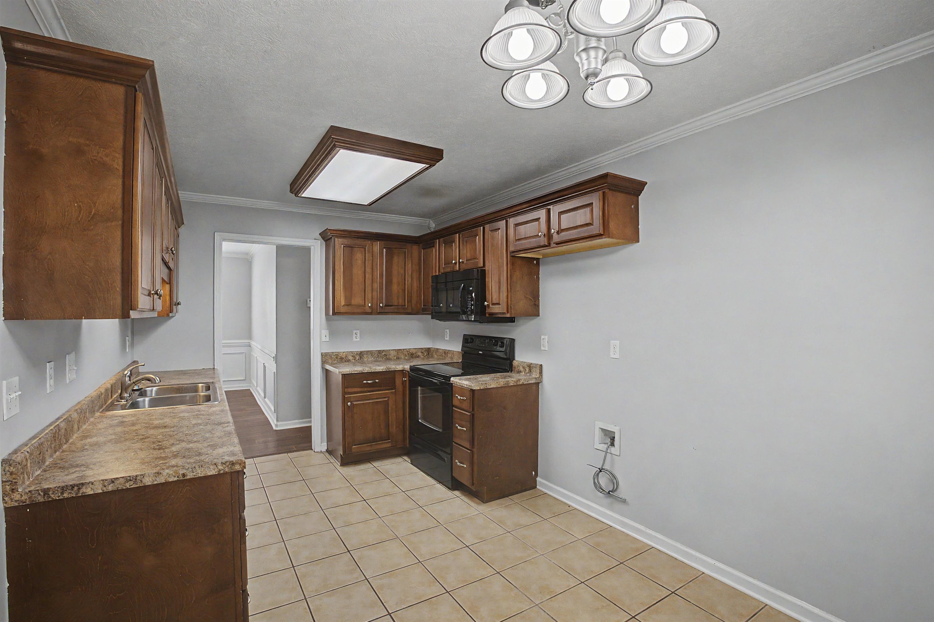 9 Broadleaf Cv Property Photo 8