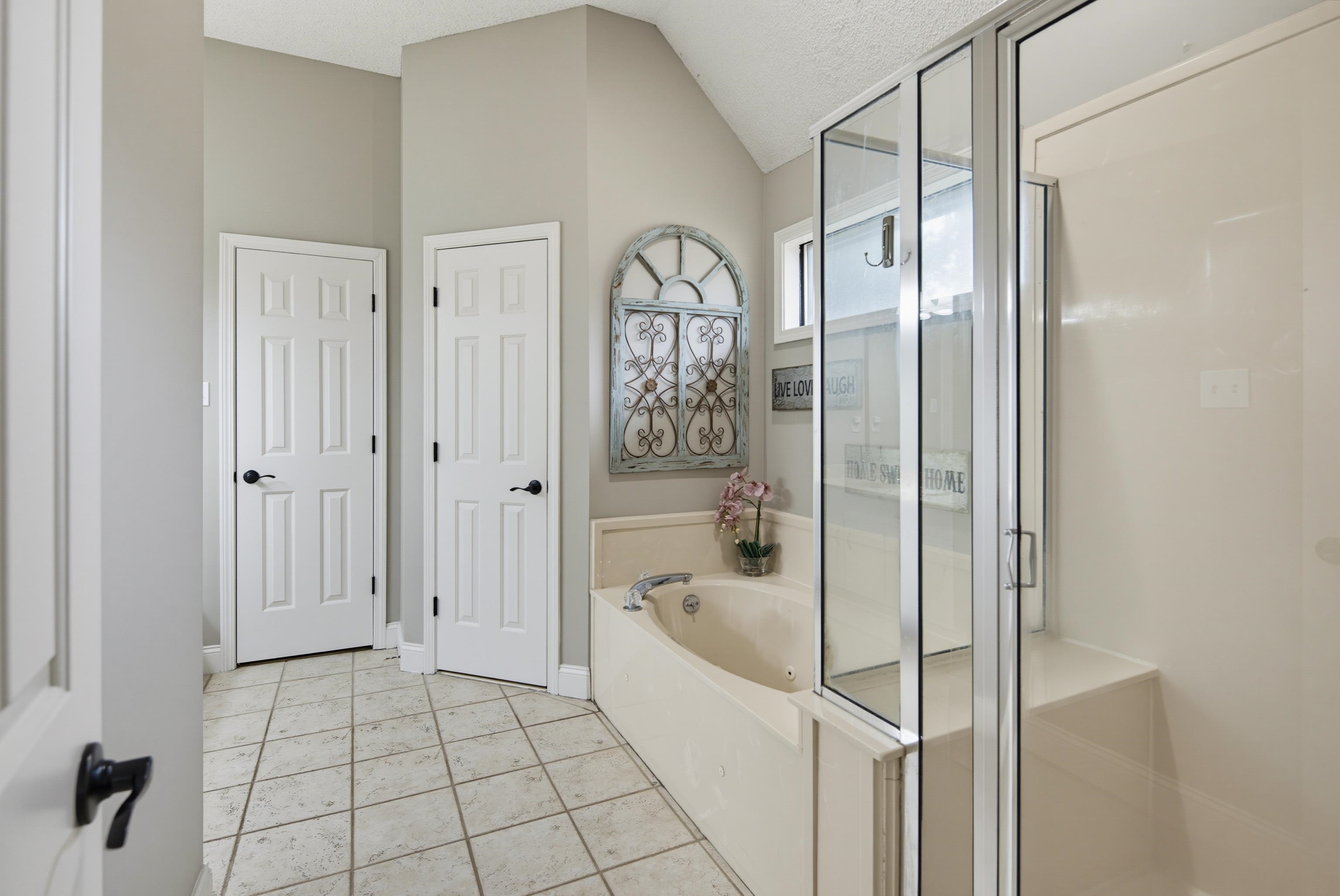 7685 Shadow Hills Dr Property Photo 20