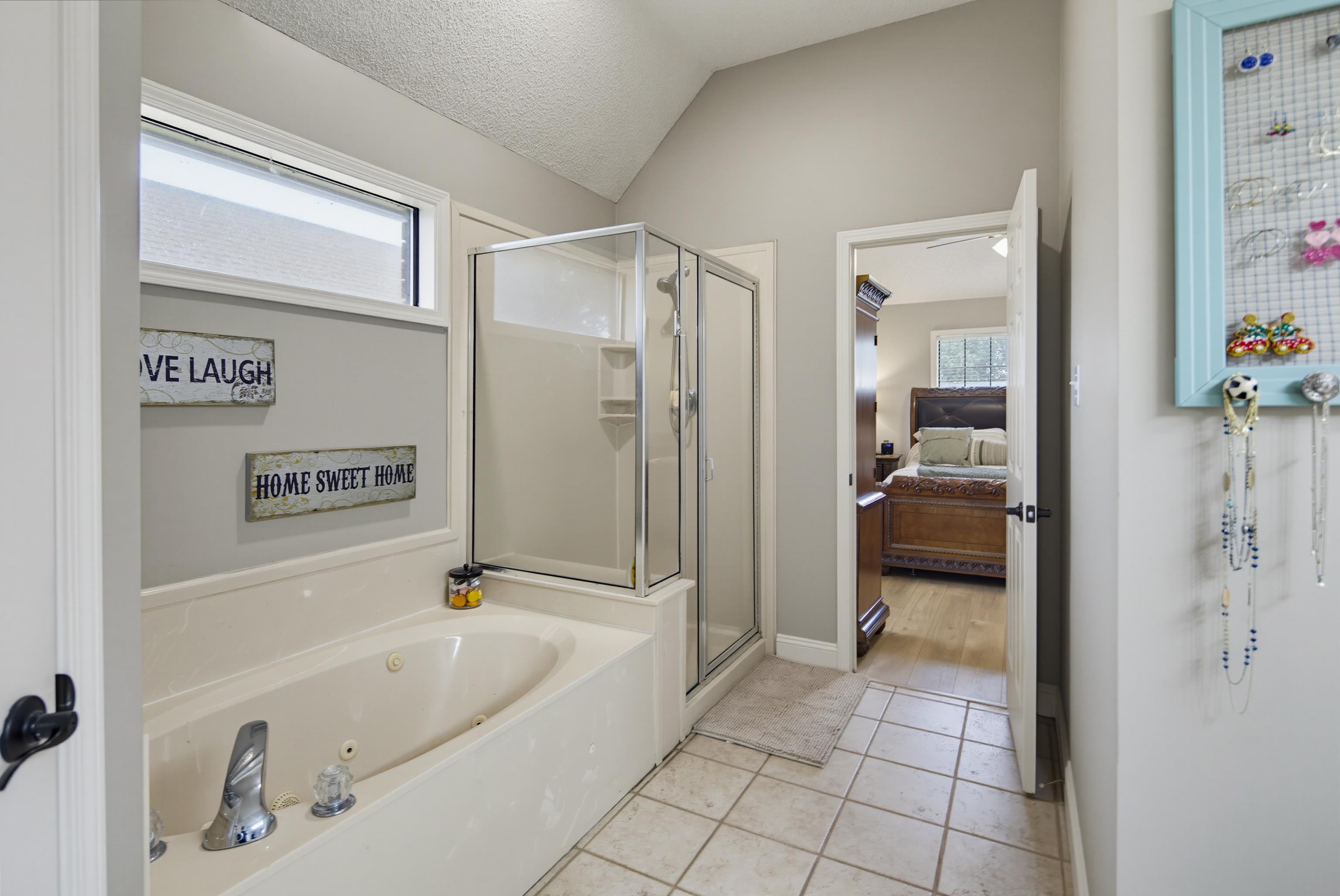 7685 Shadow Hills Dr Property Photo 22