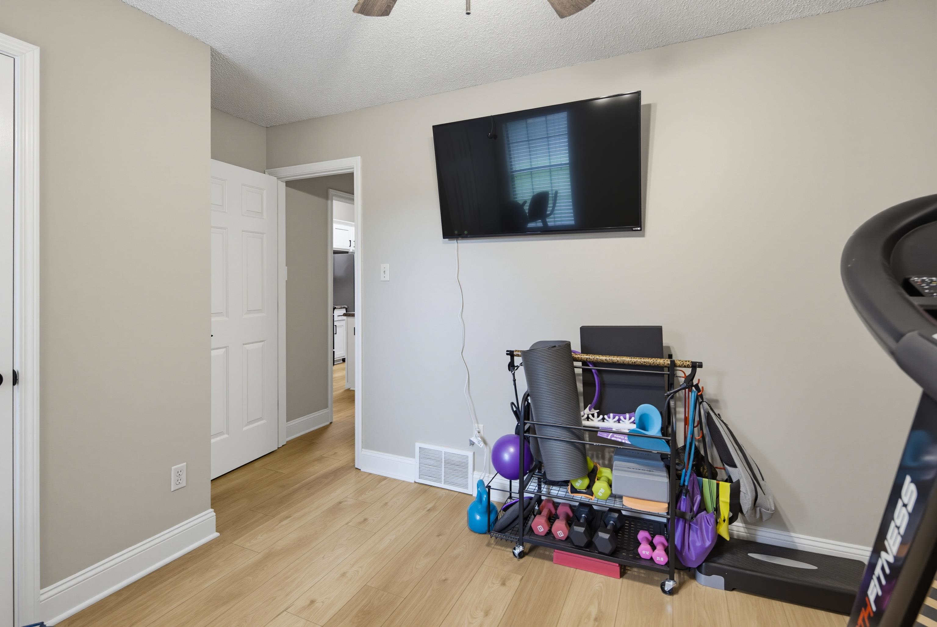 7685 Shadow Hills Dr Property Photo 24