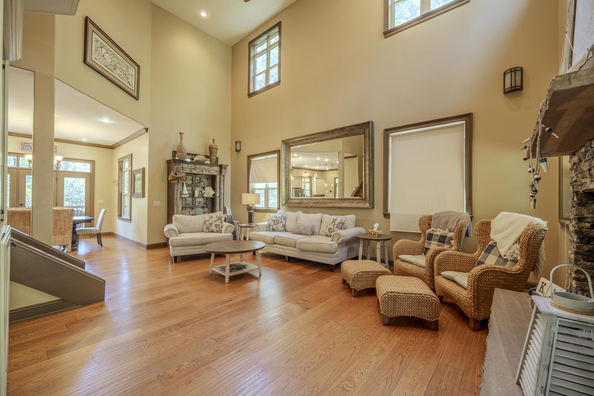 135 Indigo Pt Property Photo 3