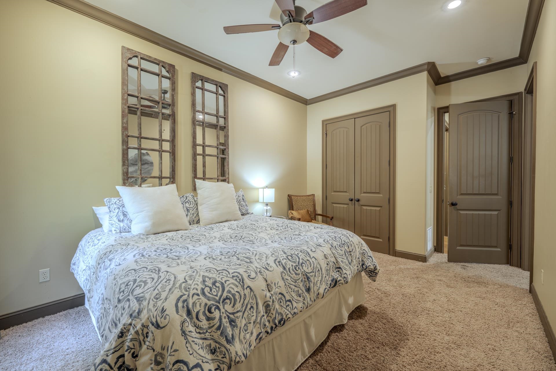 135 Indigo Pt Property Photo 18
