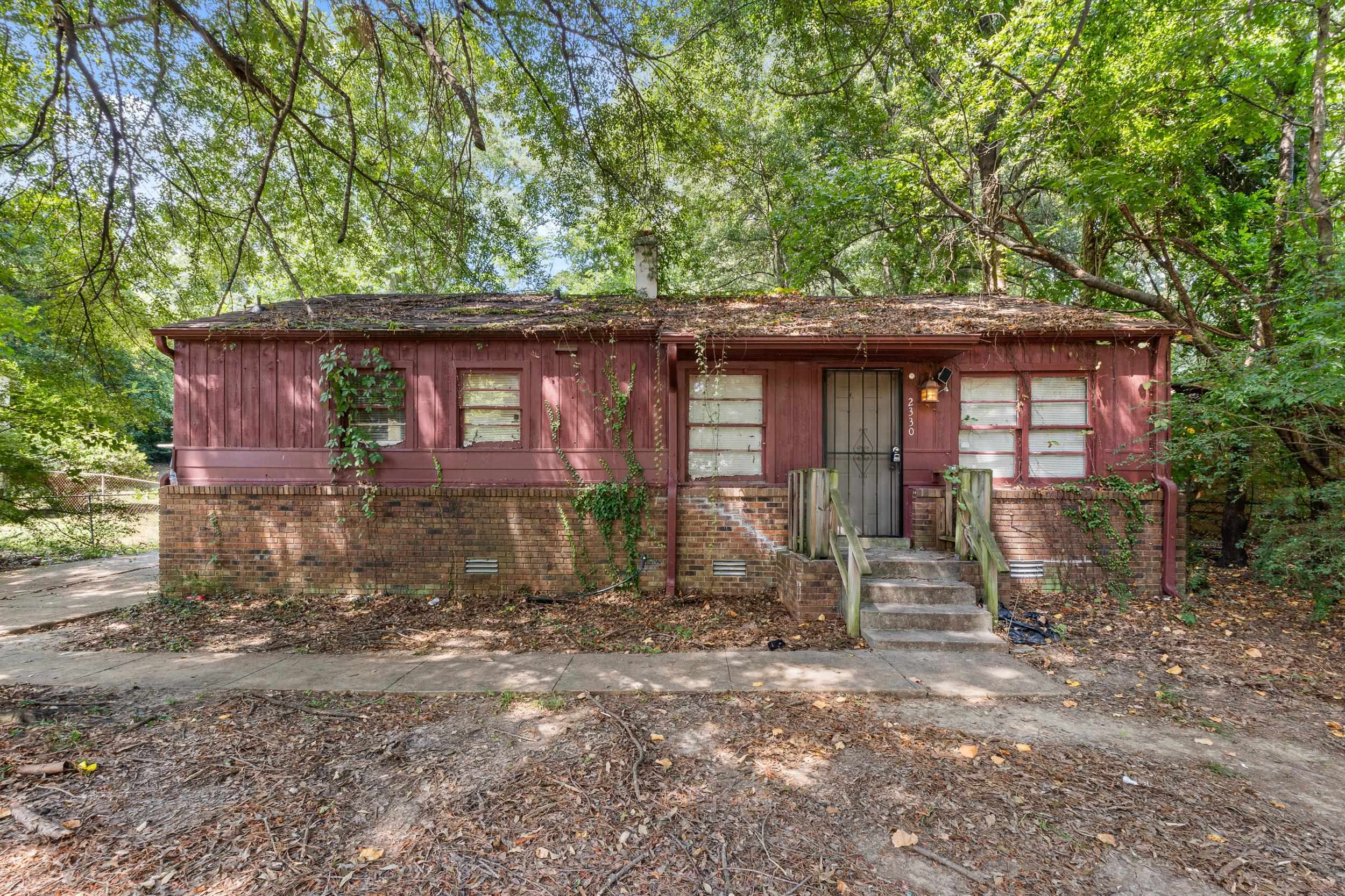 2330 Slocum Ave Property Photo 1