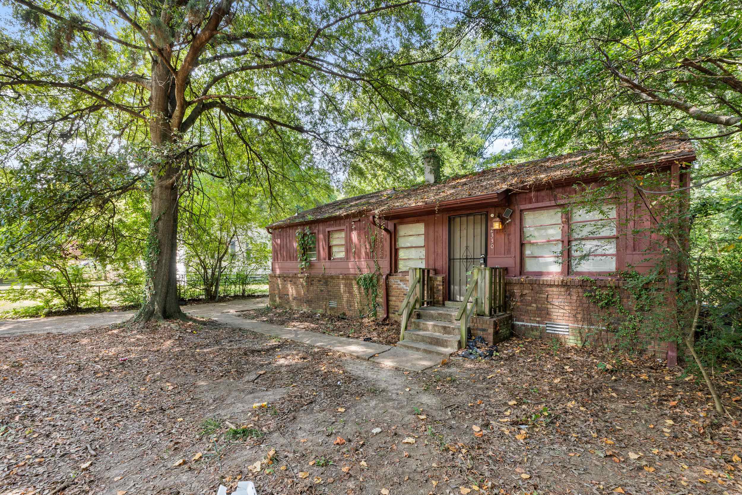 2330 Slocum Ave Property Photo 2
