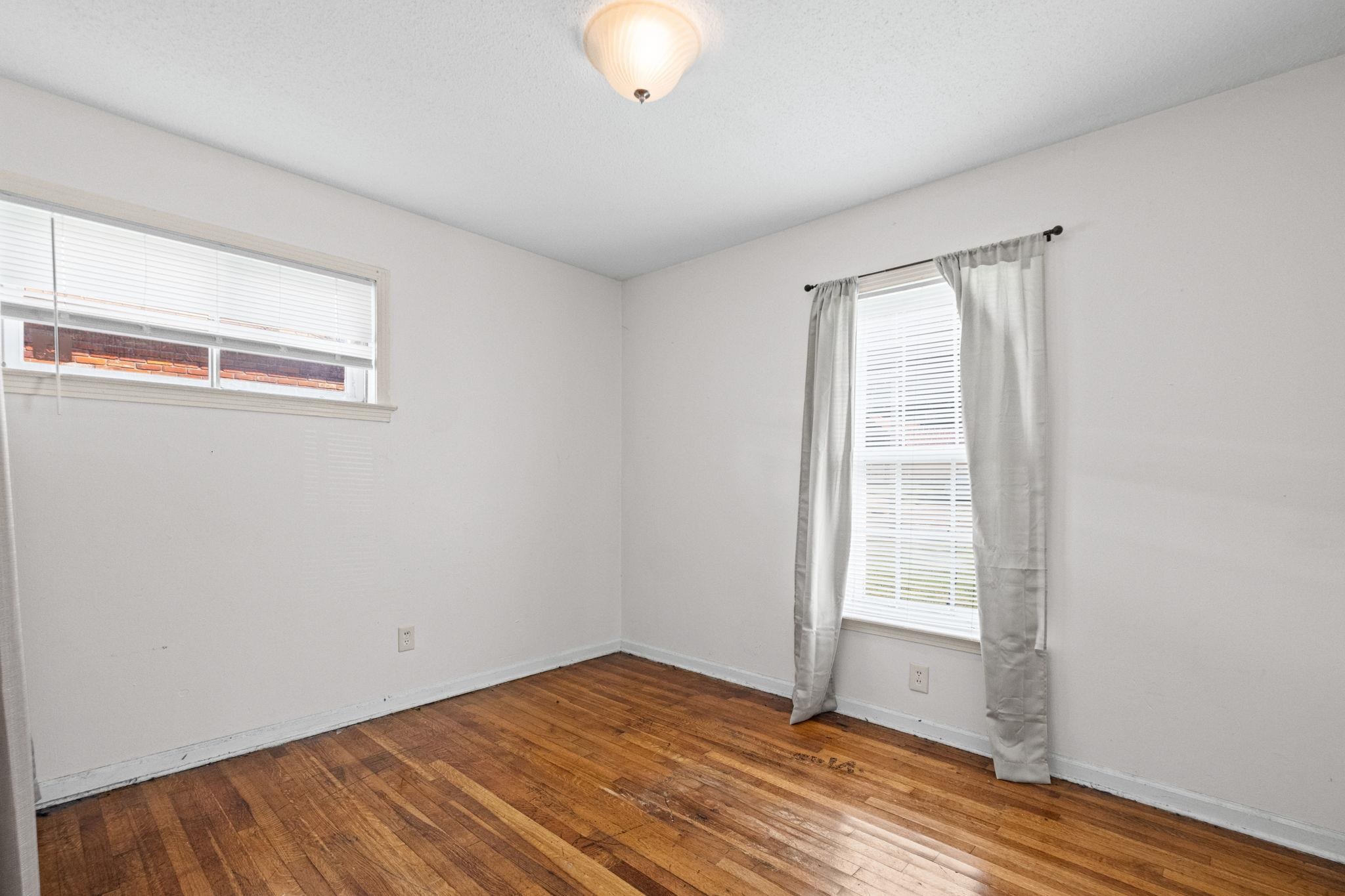 1742 San Bernardo Ave Property Photo 13