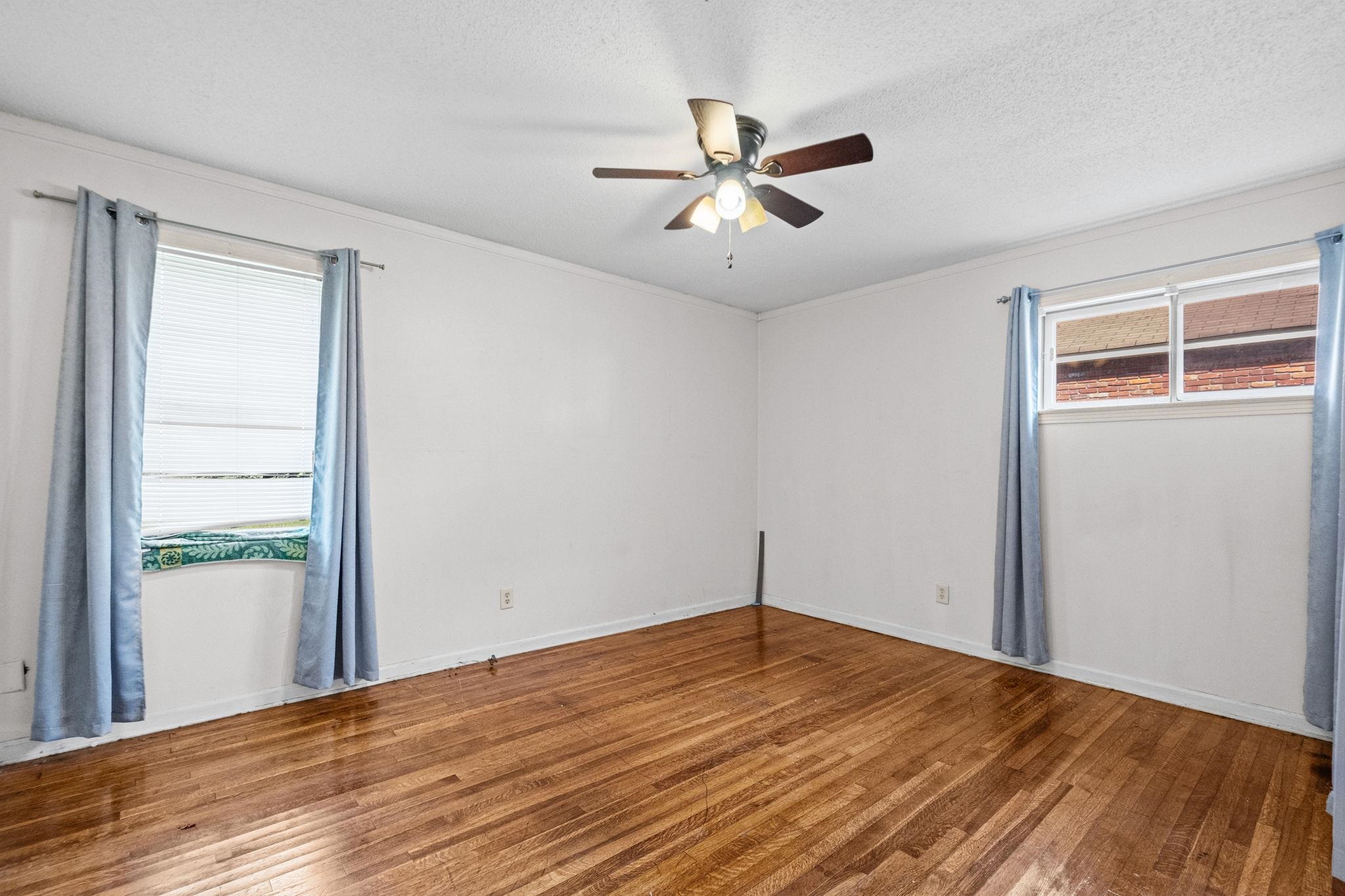 1742 San Bernardo Ave Property Photo 14