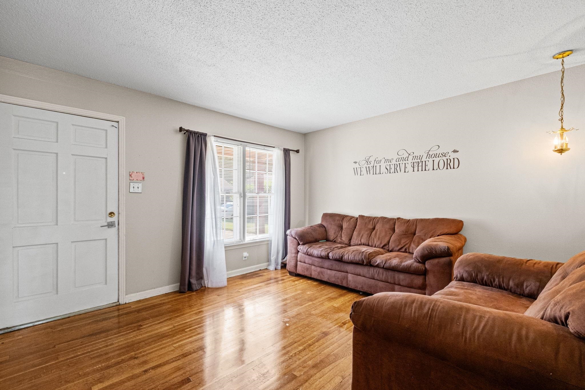 1742 San Bernardo Ave Property Photo 17