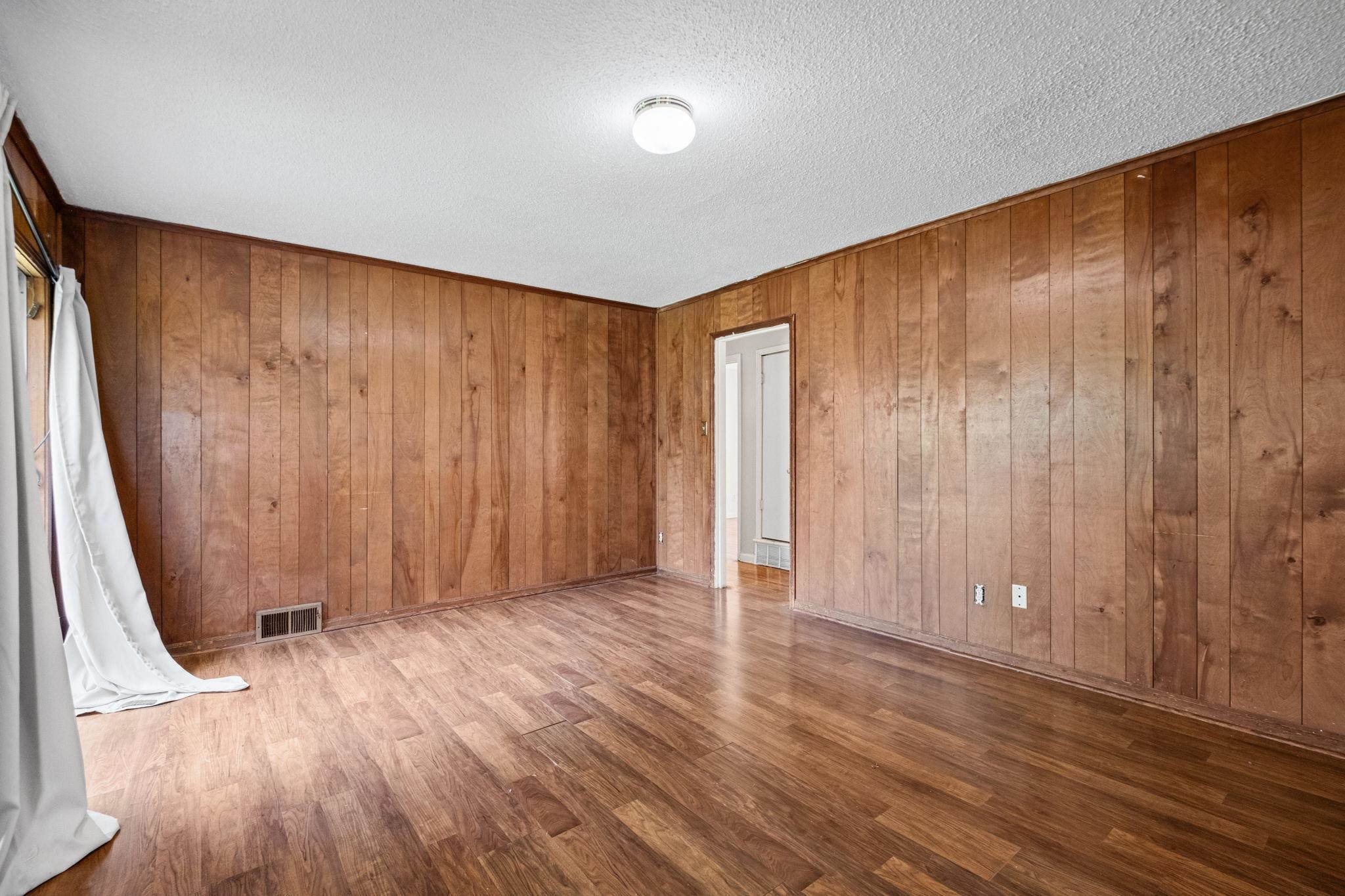 1742 San Bernardo Ave Property Photo 19