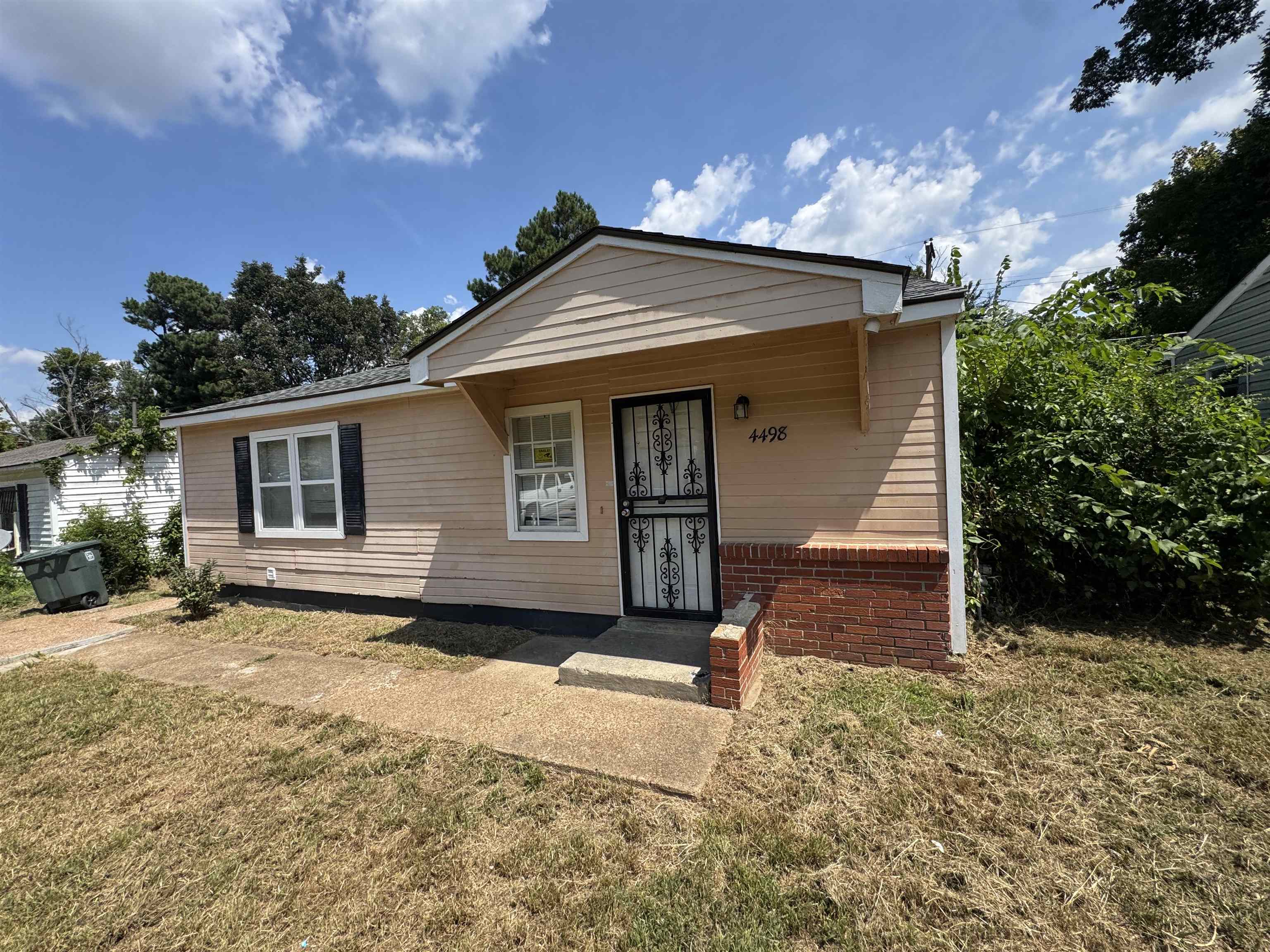 4498 SUNCREST DR Property Photo 1