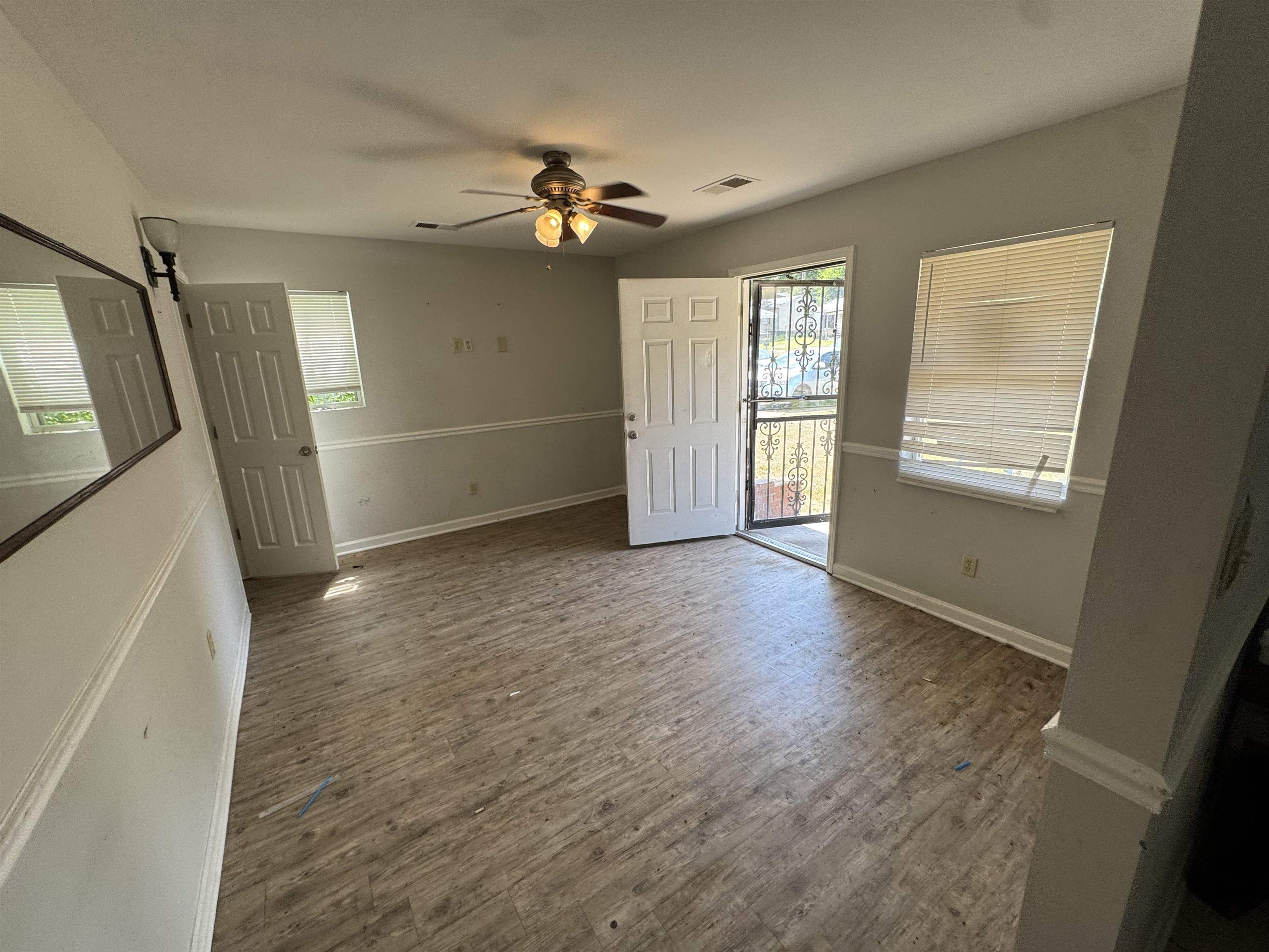4498 Suncrest Dr Property Photo 9