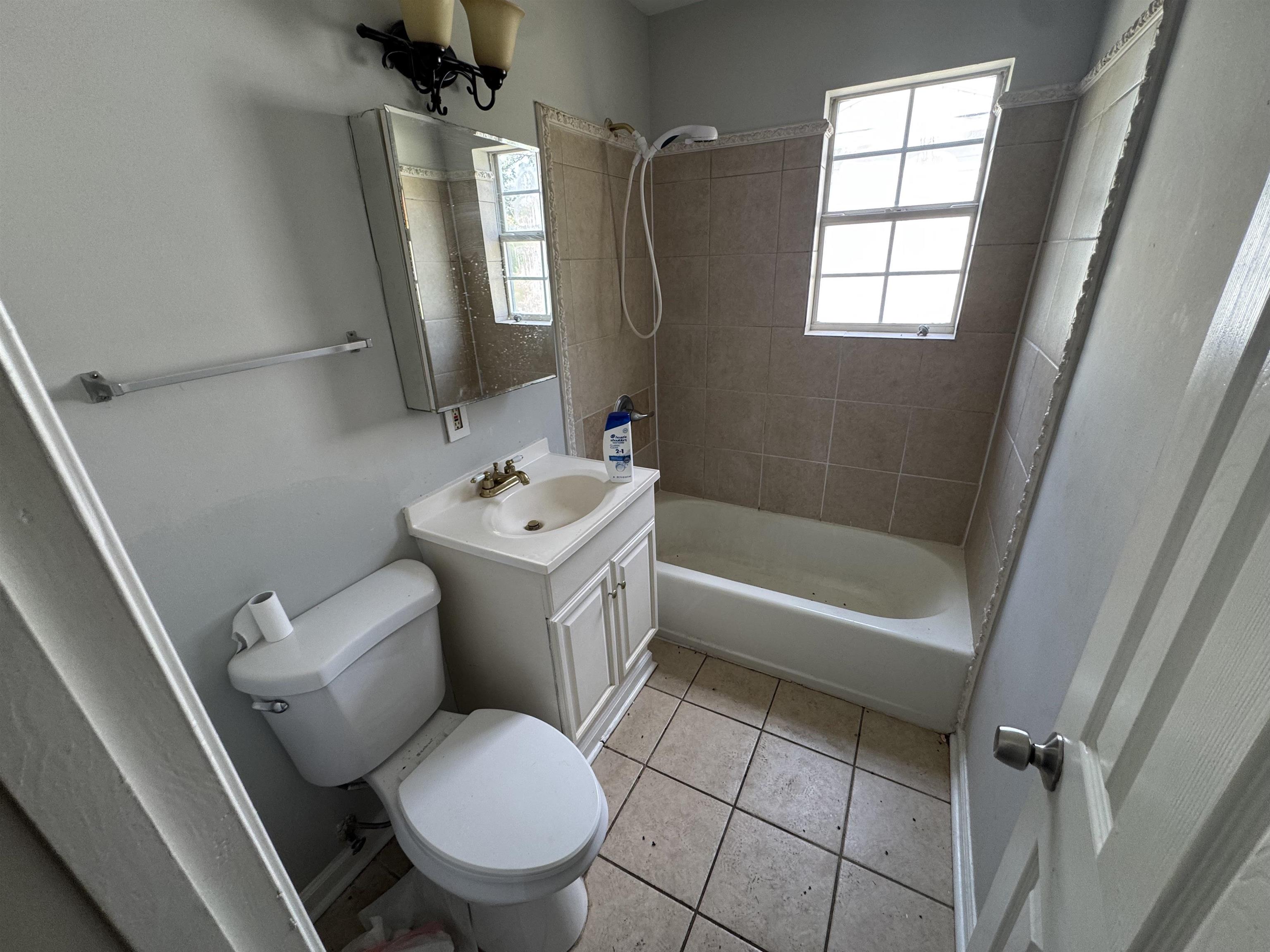 4498 Suncrest Dr Property Photo 10
