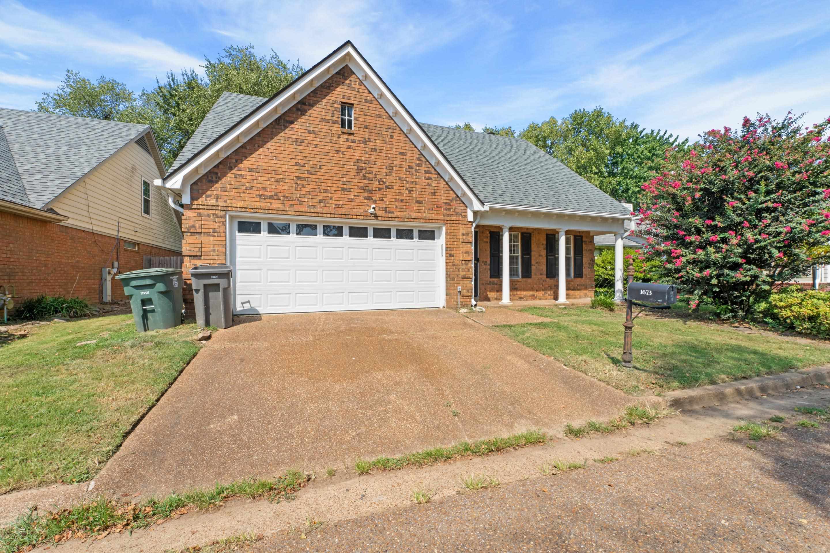 1673 Camille Way Property Photo 2