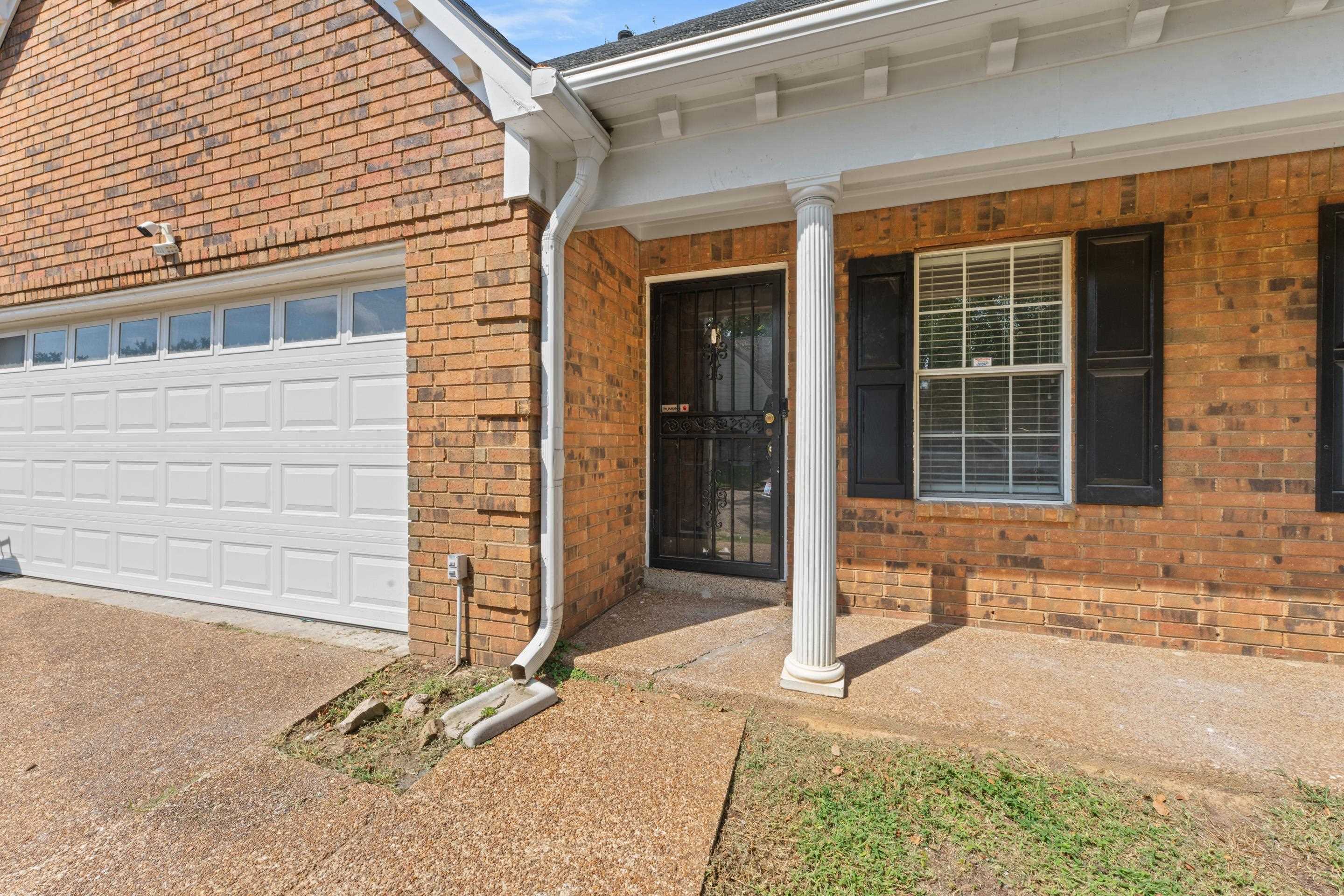 1673 Camille Way Property Photo 3