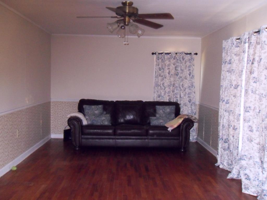 803 Winn Ave Property Photo 9