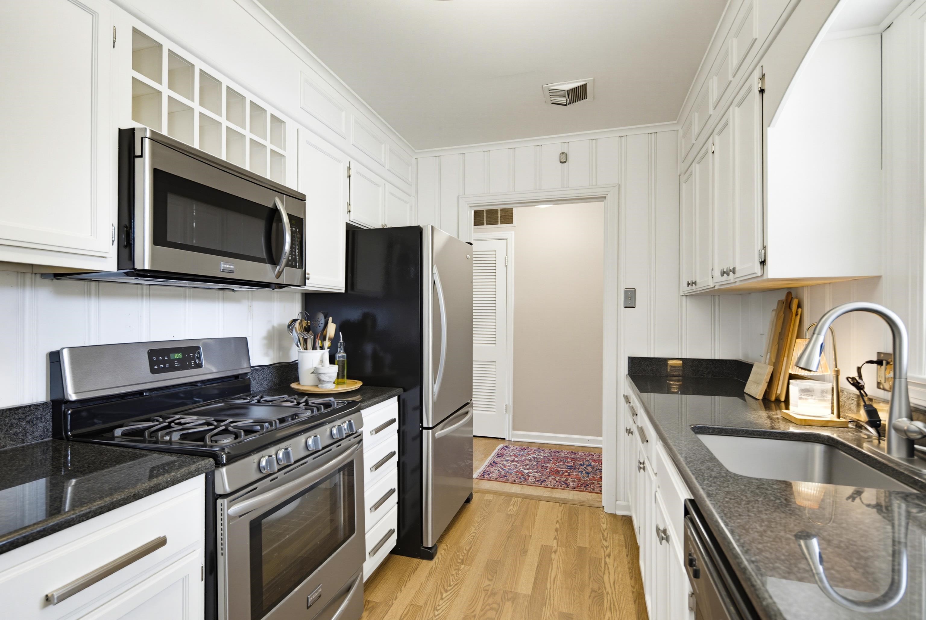 5104 Normandy Ave Property Photo 13