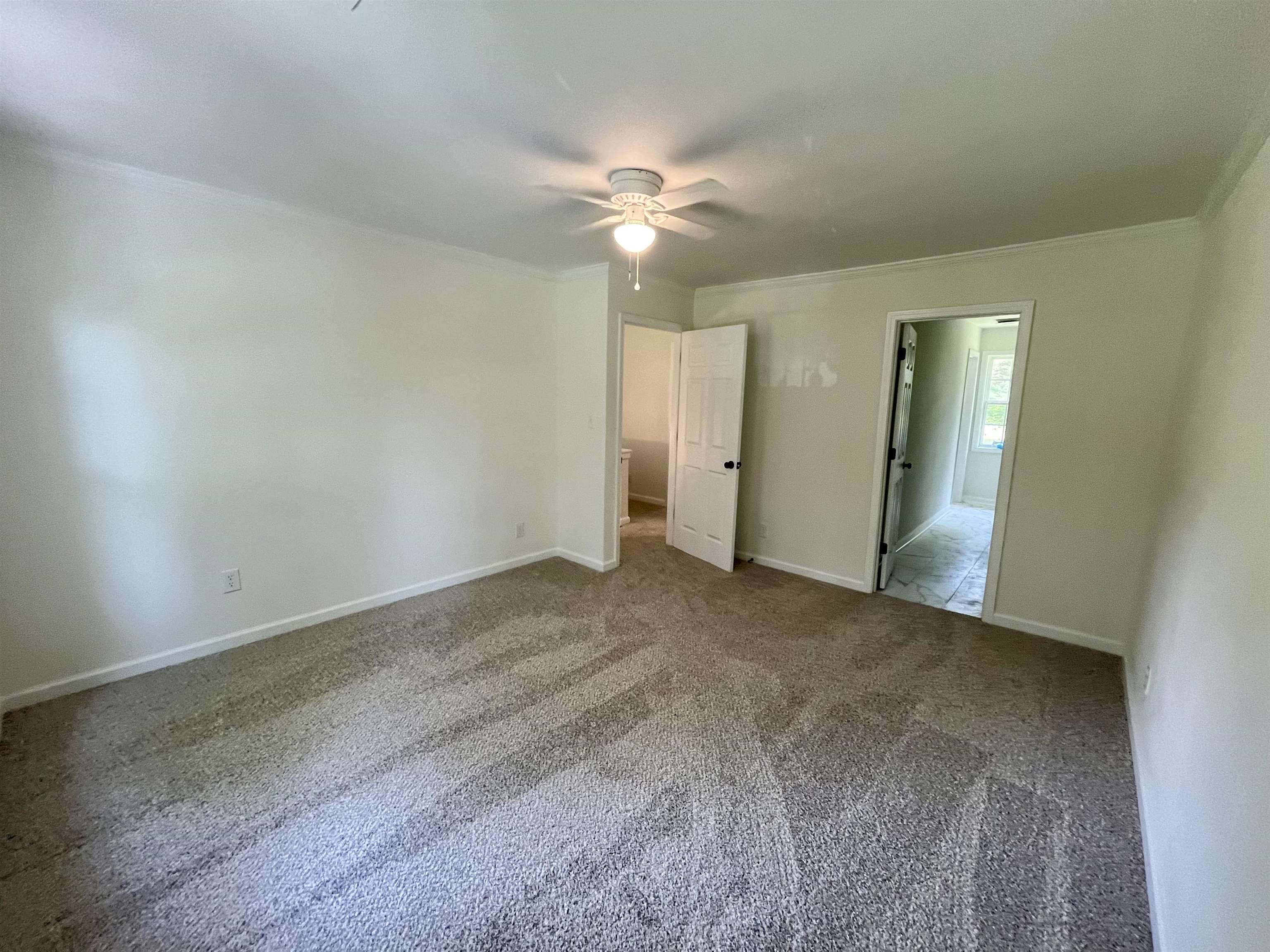 200 Fairway Dr Property Photo 6