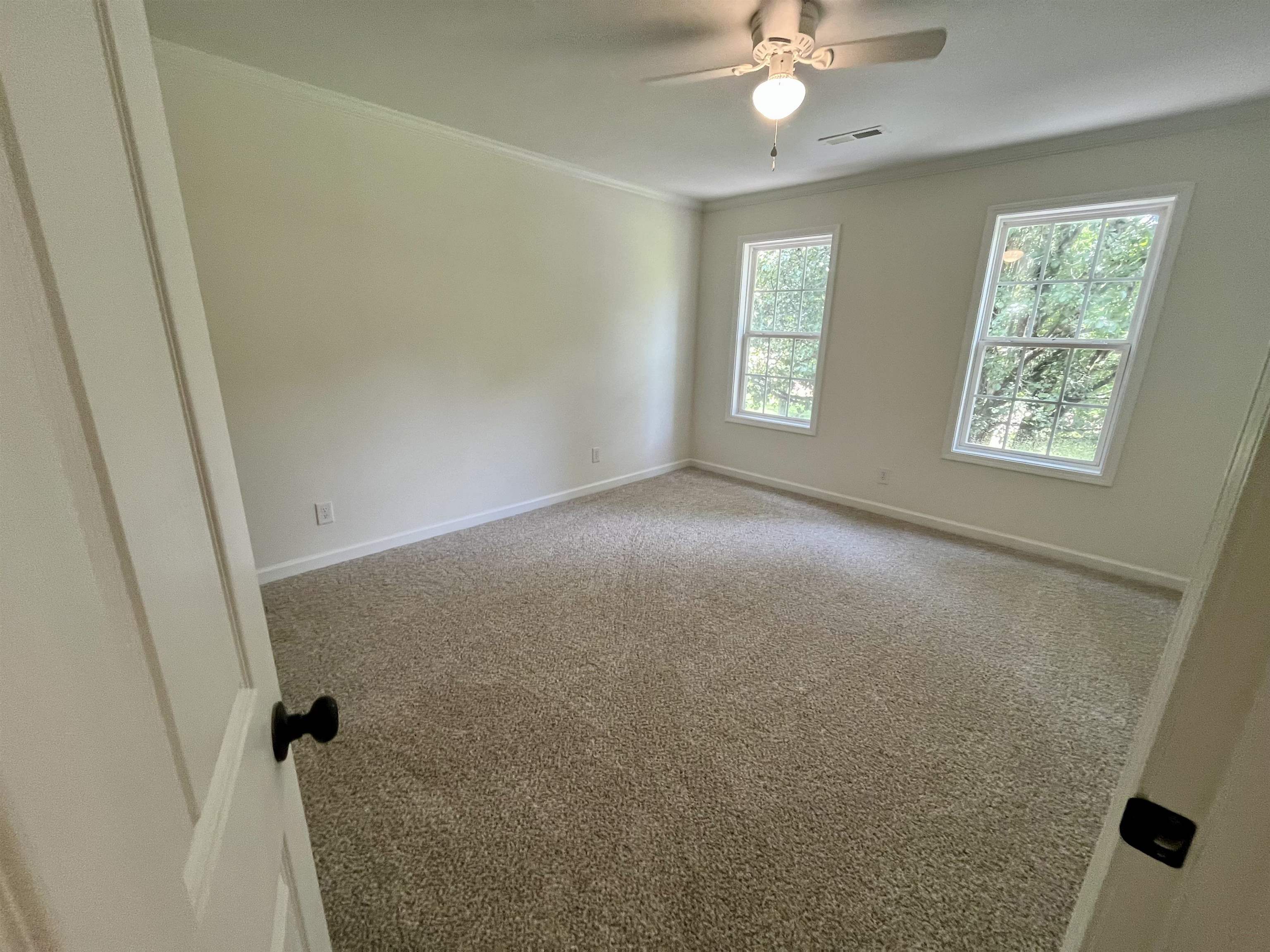 200 Fairway Dr Property Photo 14