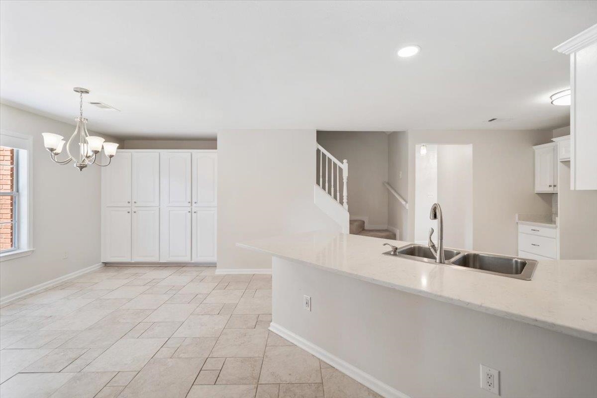 4715 Oak Harbour Trce Property Photo 10