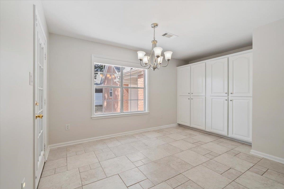 4715 Oak Harbour Trce Property Photo 13