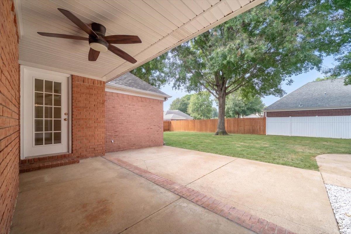 4715 Oak Harbour Trce Property Photo 32