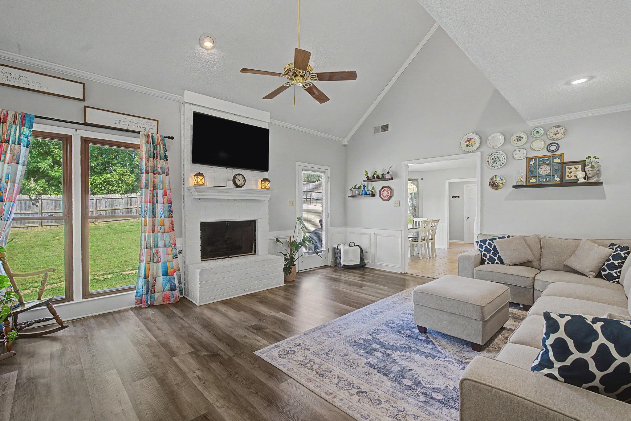 2729 Shadow Point Cv W Property Photo 7