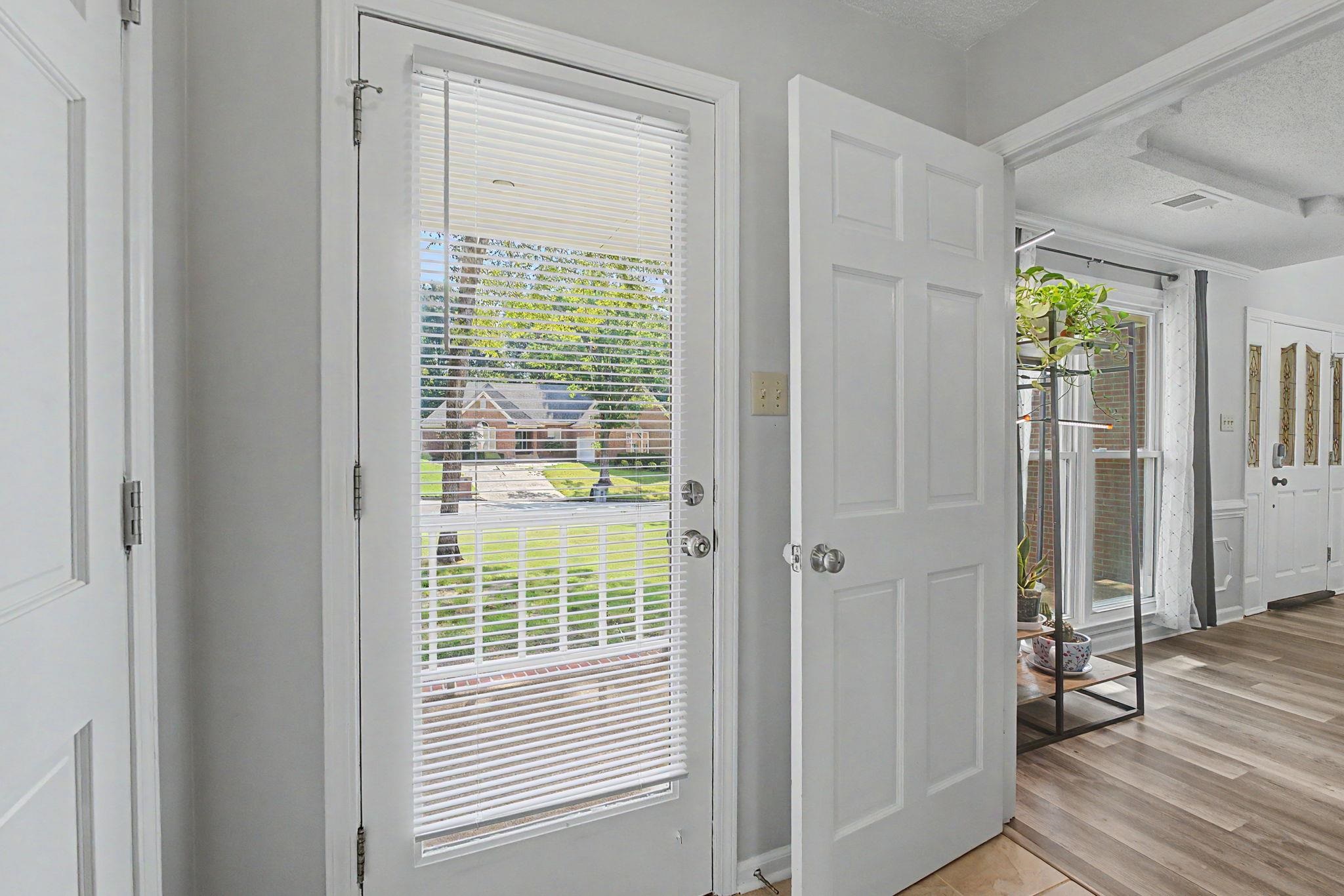 2729 Shadow Point Cv W Property Photo 15