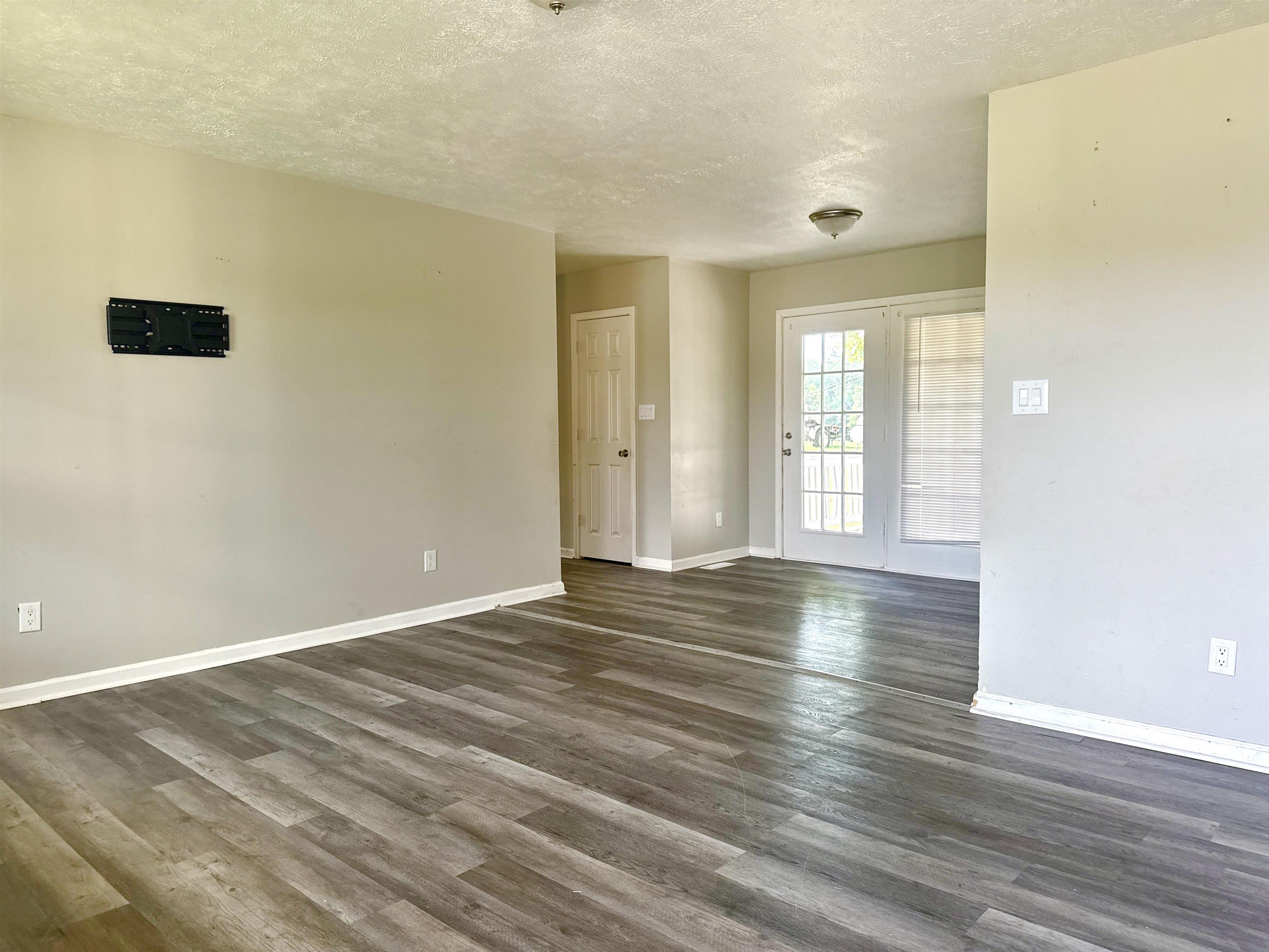8 Channing Loop Property Photo 6